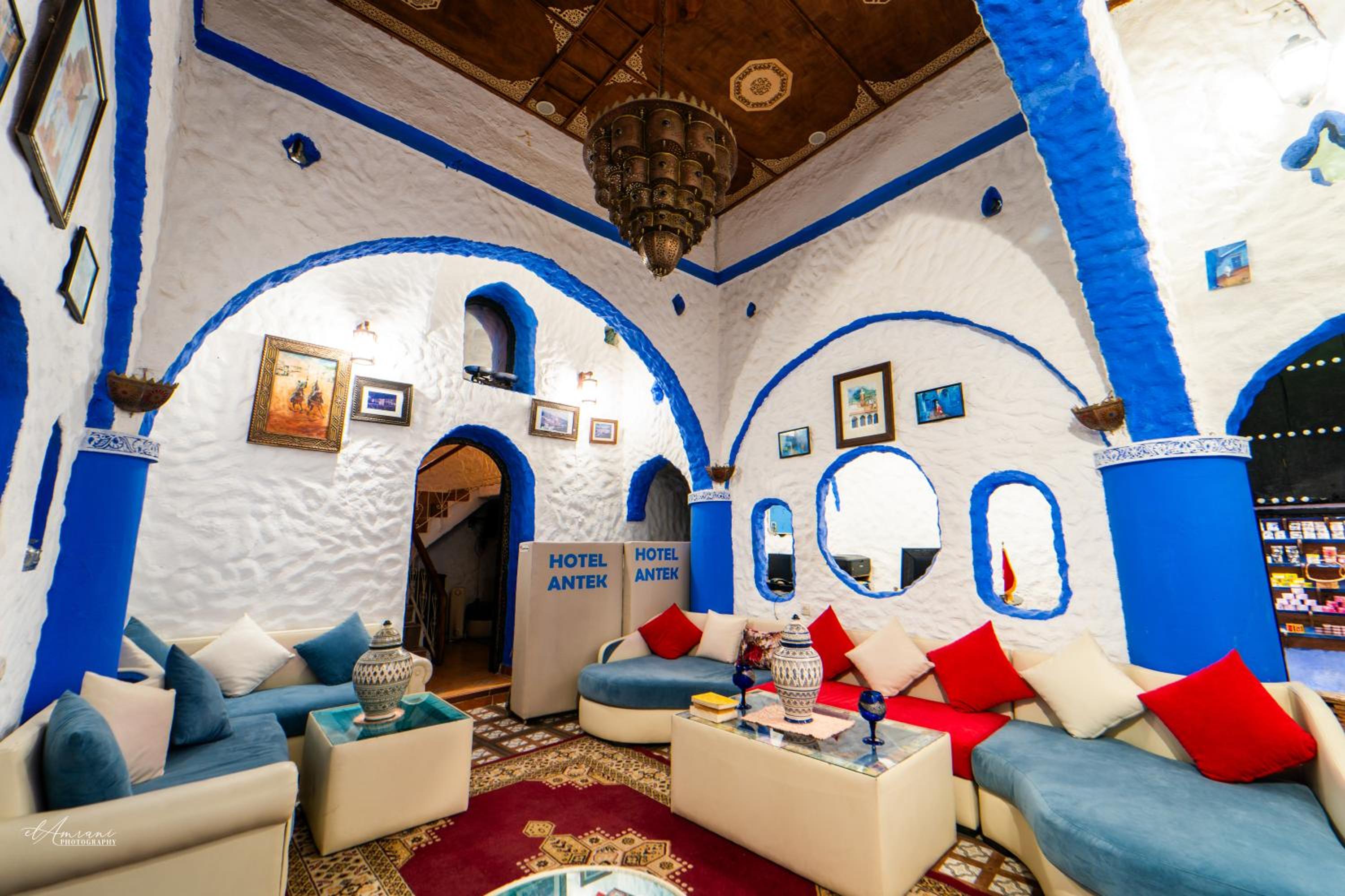 Riad Antek