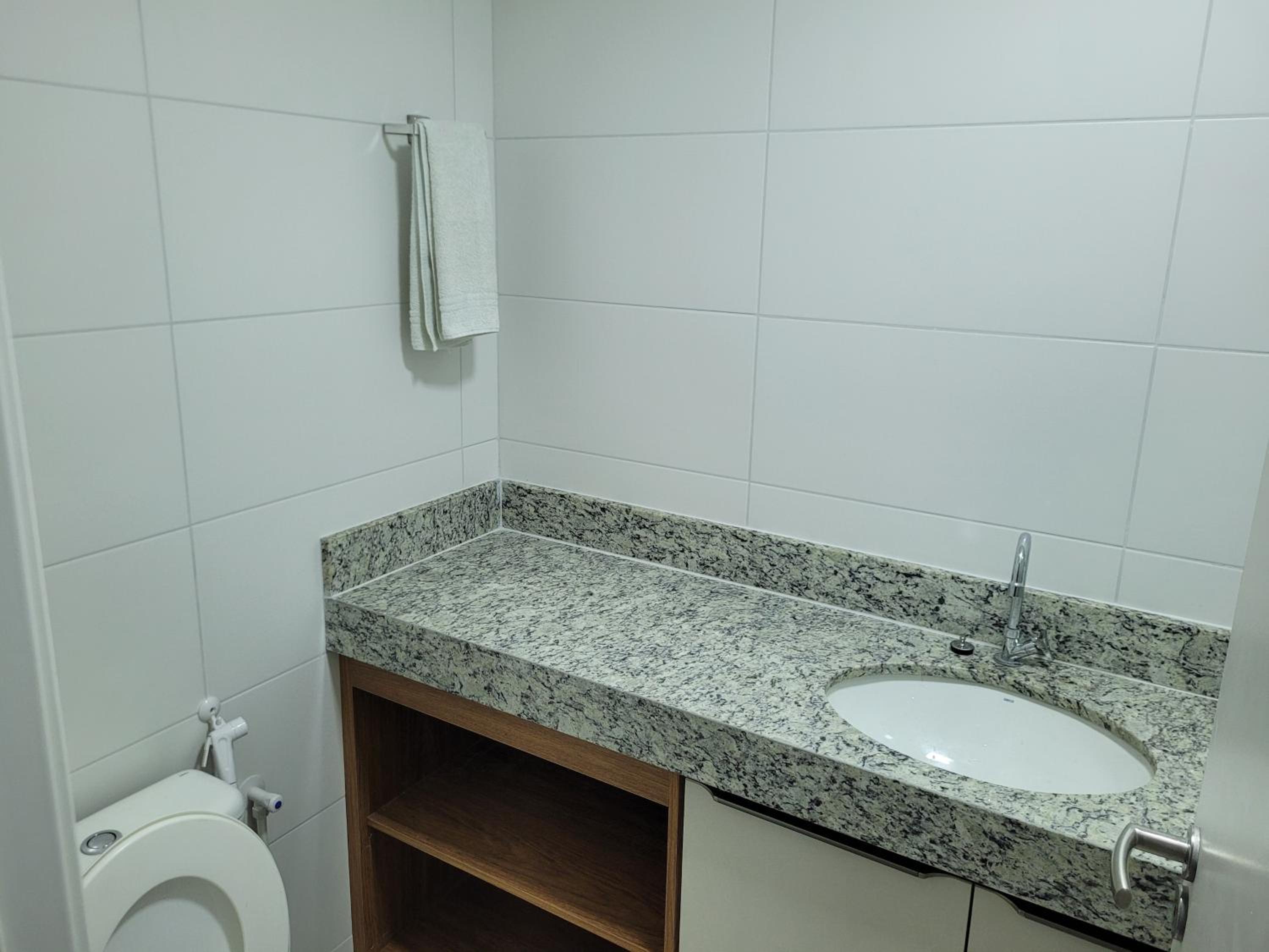 Apto vista mar praia Milionários Coral Park Residence