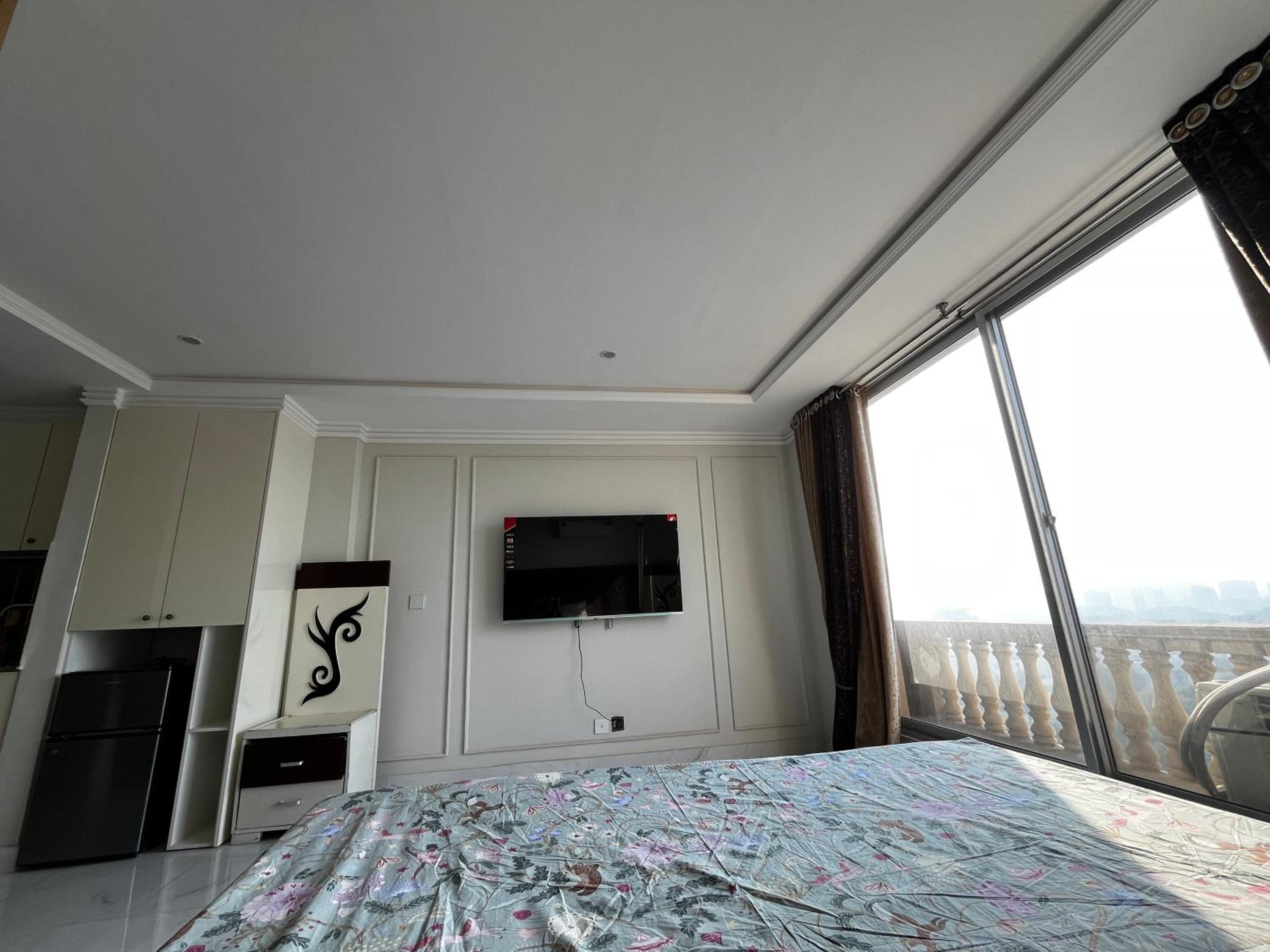 stunning studio apartment view 3