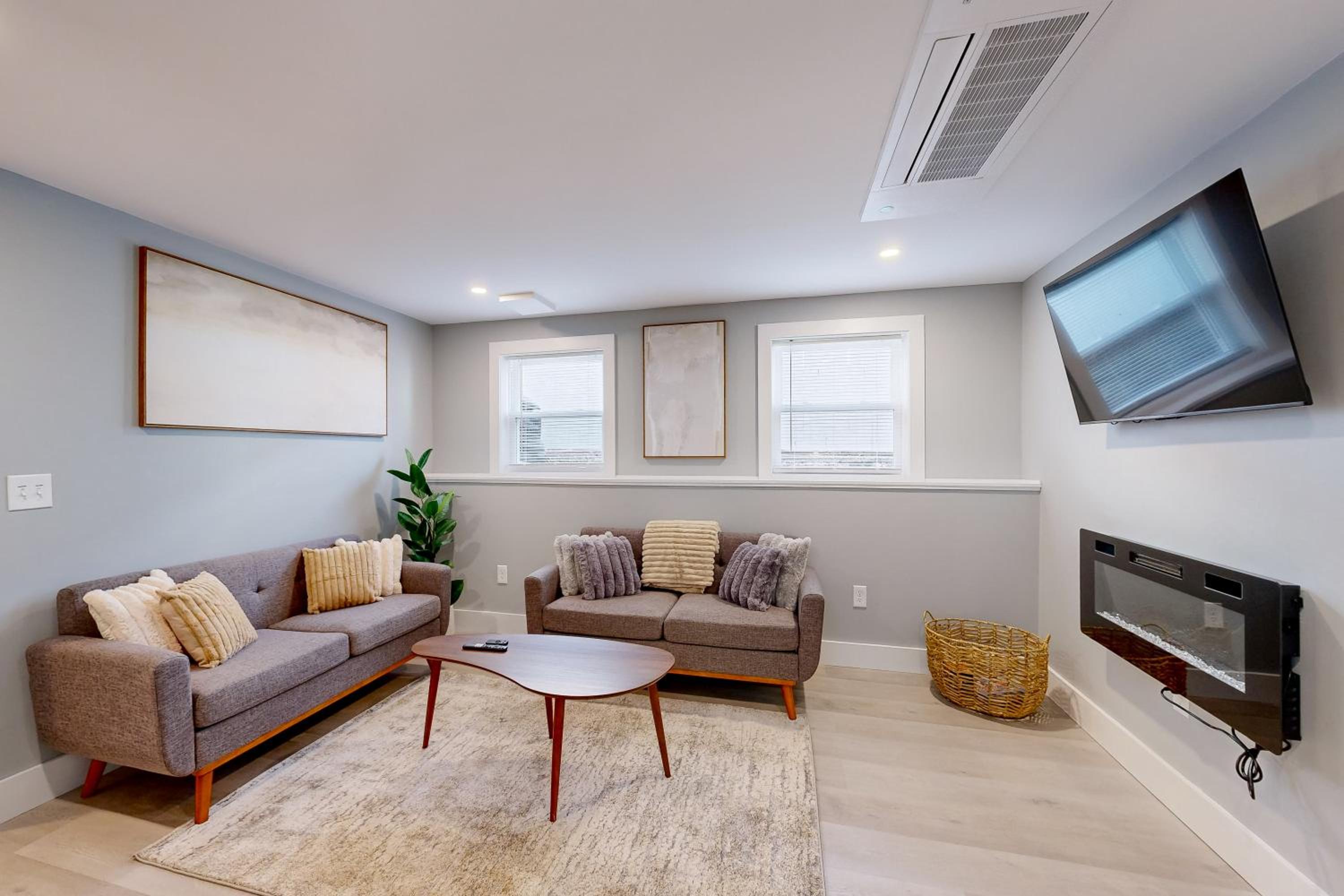 Five75 Lux PROV - Mins Away From Federal Hill view 4