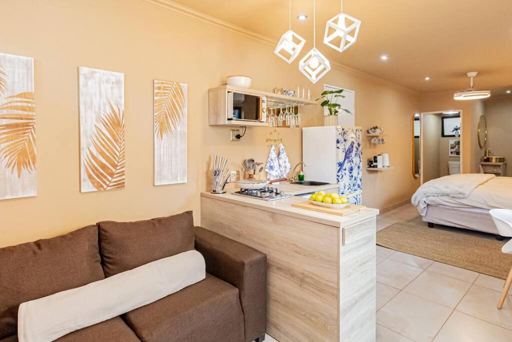 Luxury Apartment Delft view 5