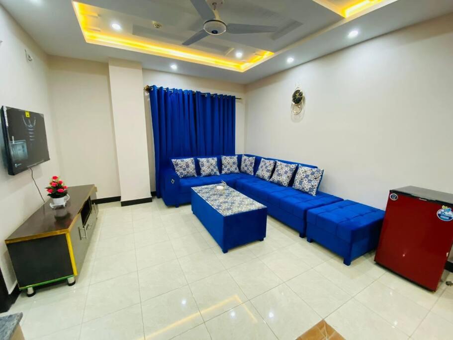1 Bed Luxurious Apartment view 4
