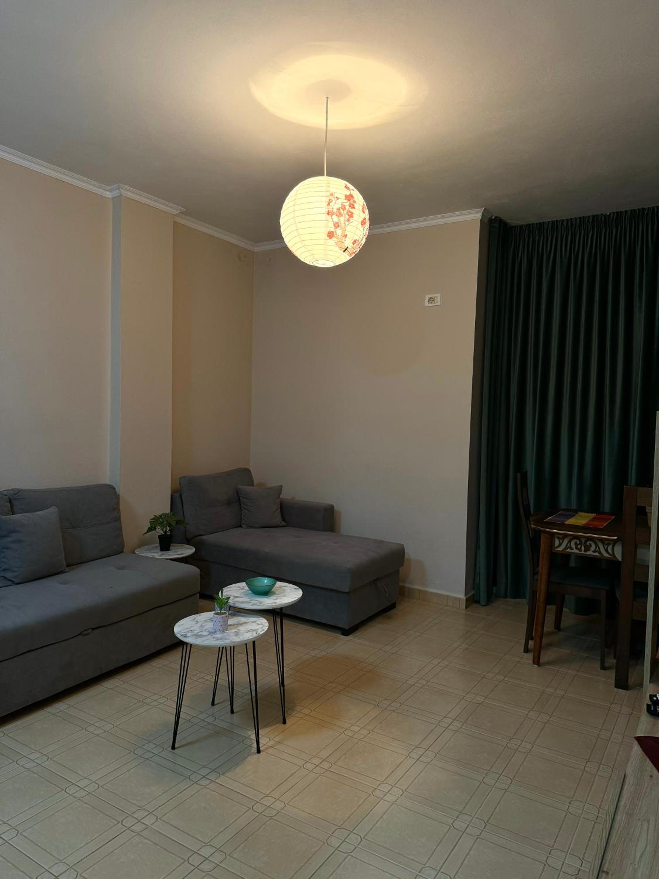 Comfort apartment near Golemi beach