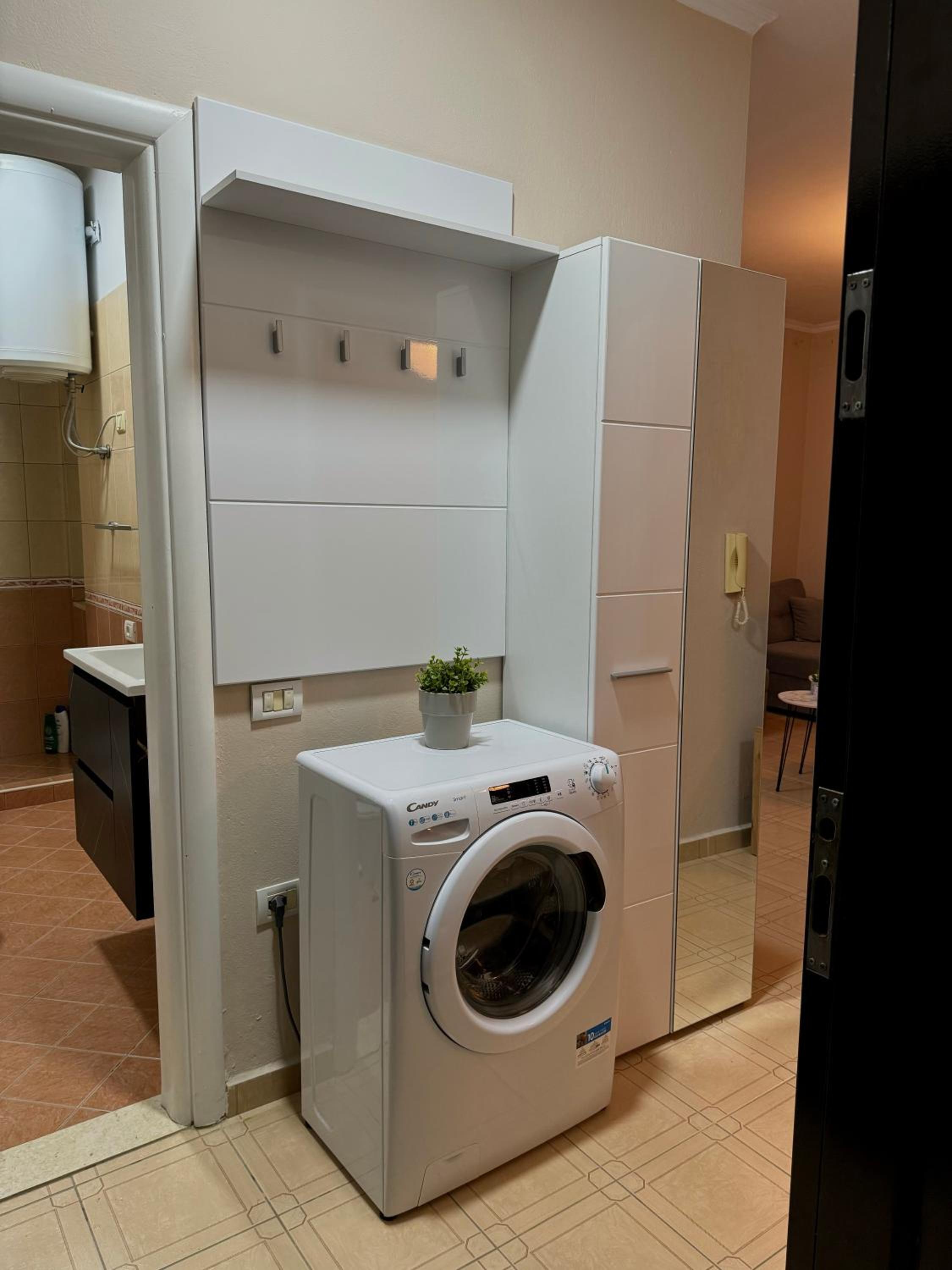 Comfort apartment near Golemi beach