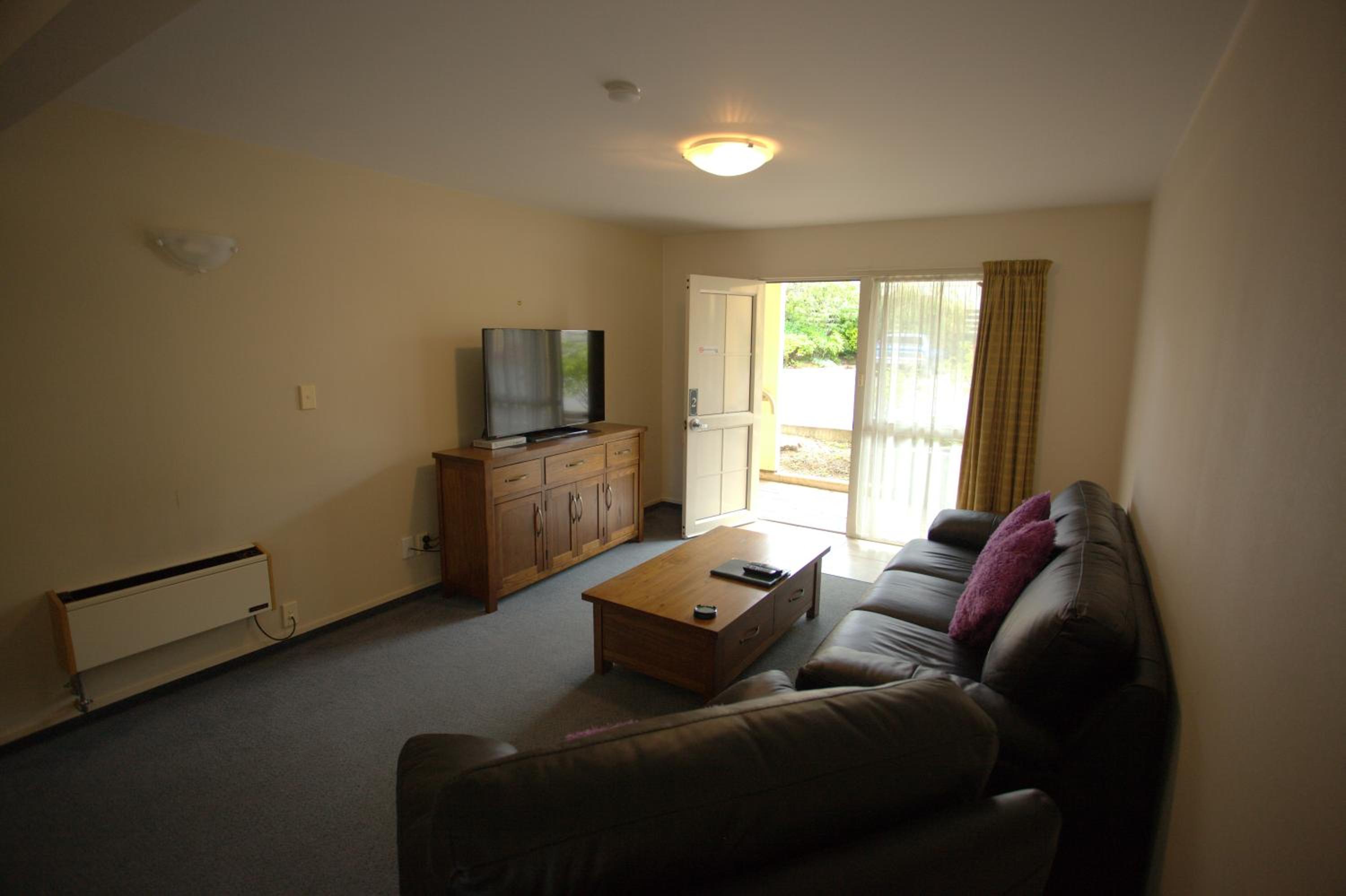 Birchwood Manor