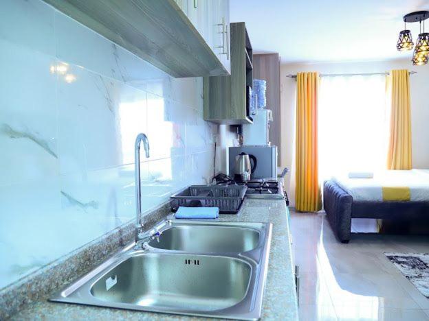 Blue Marlin Studio Cribz Stade view Suites view 5