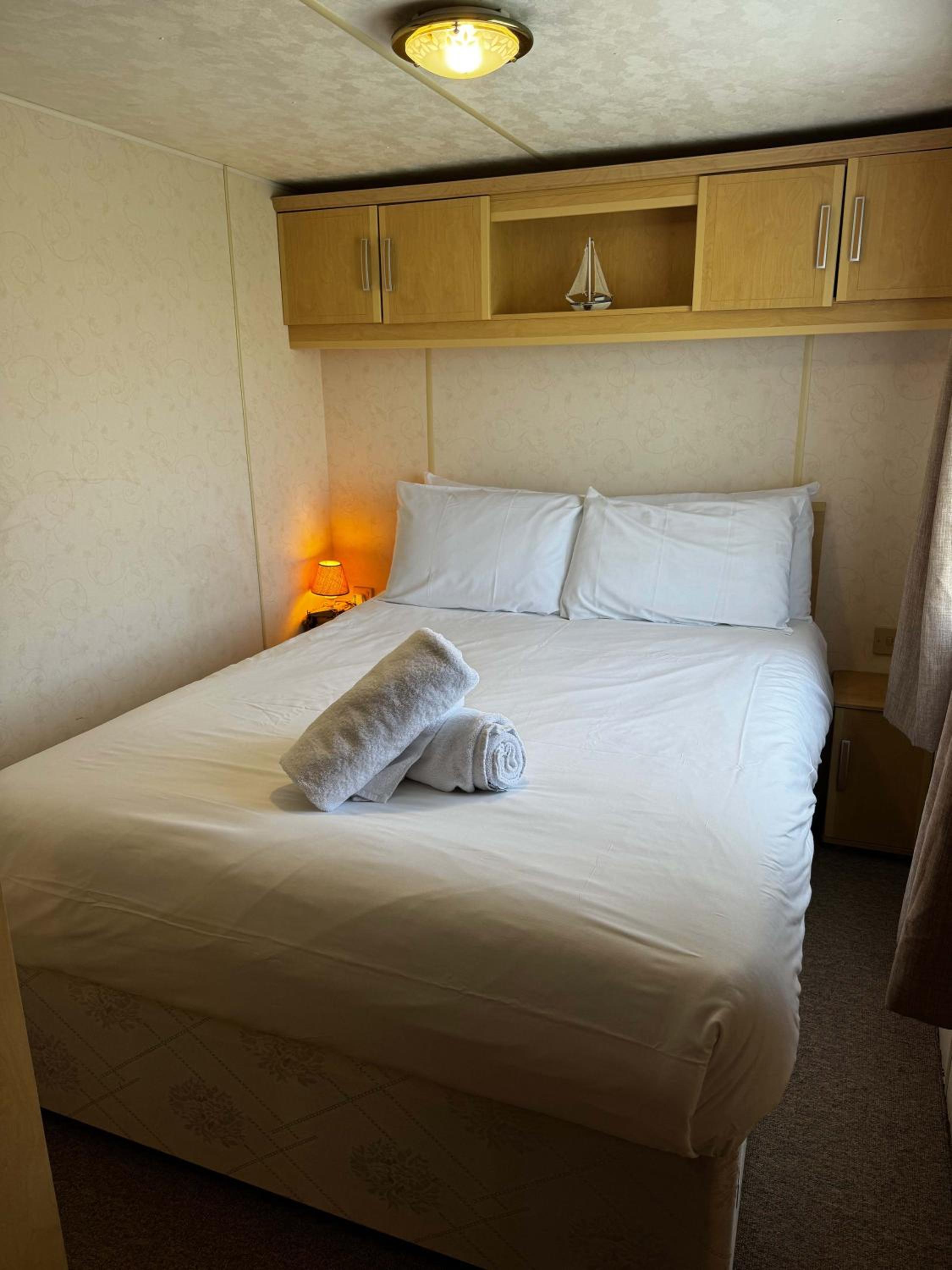 Bembridge Hideaway Static Caravan - Sandhills Holiday Park with Private Beach view 2