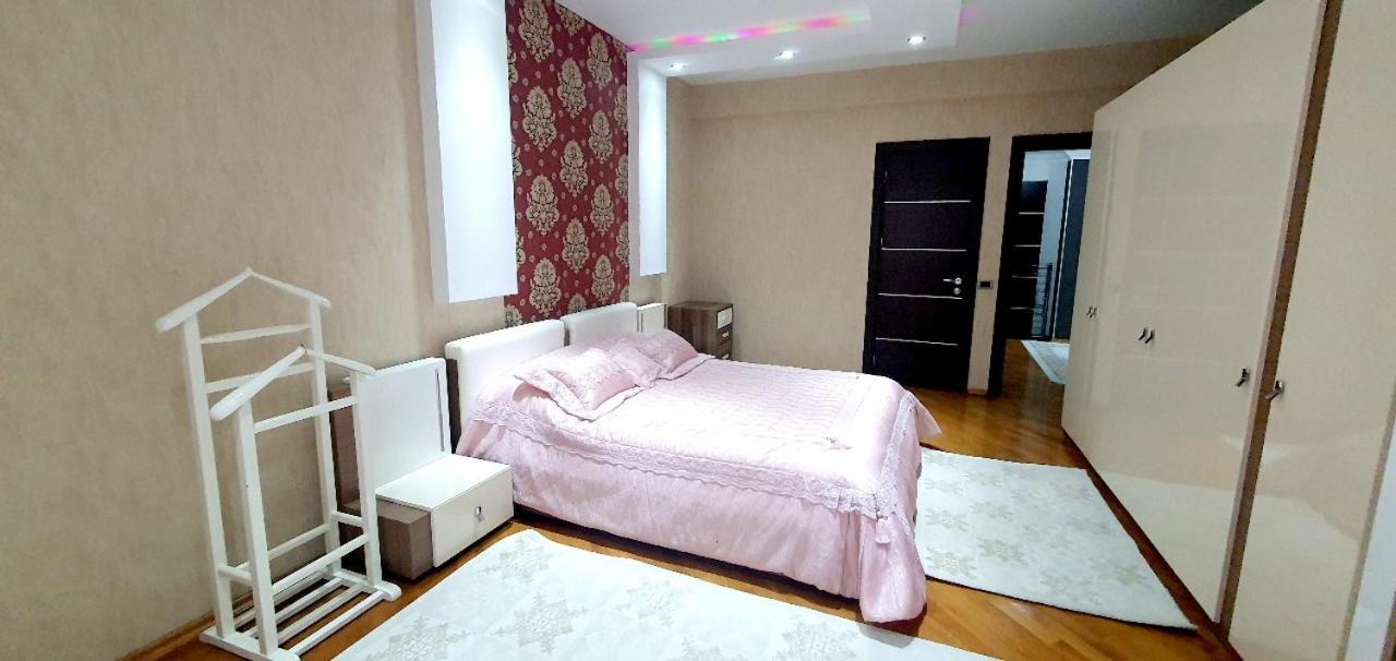 Baku Central Apartmant 2