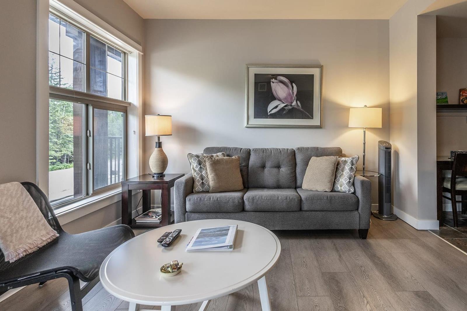 1 Bd corner unit stunning views wrap around deck
