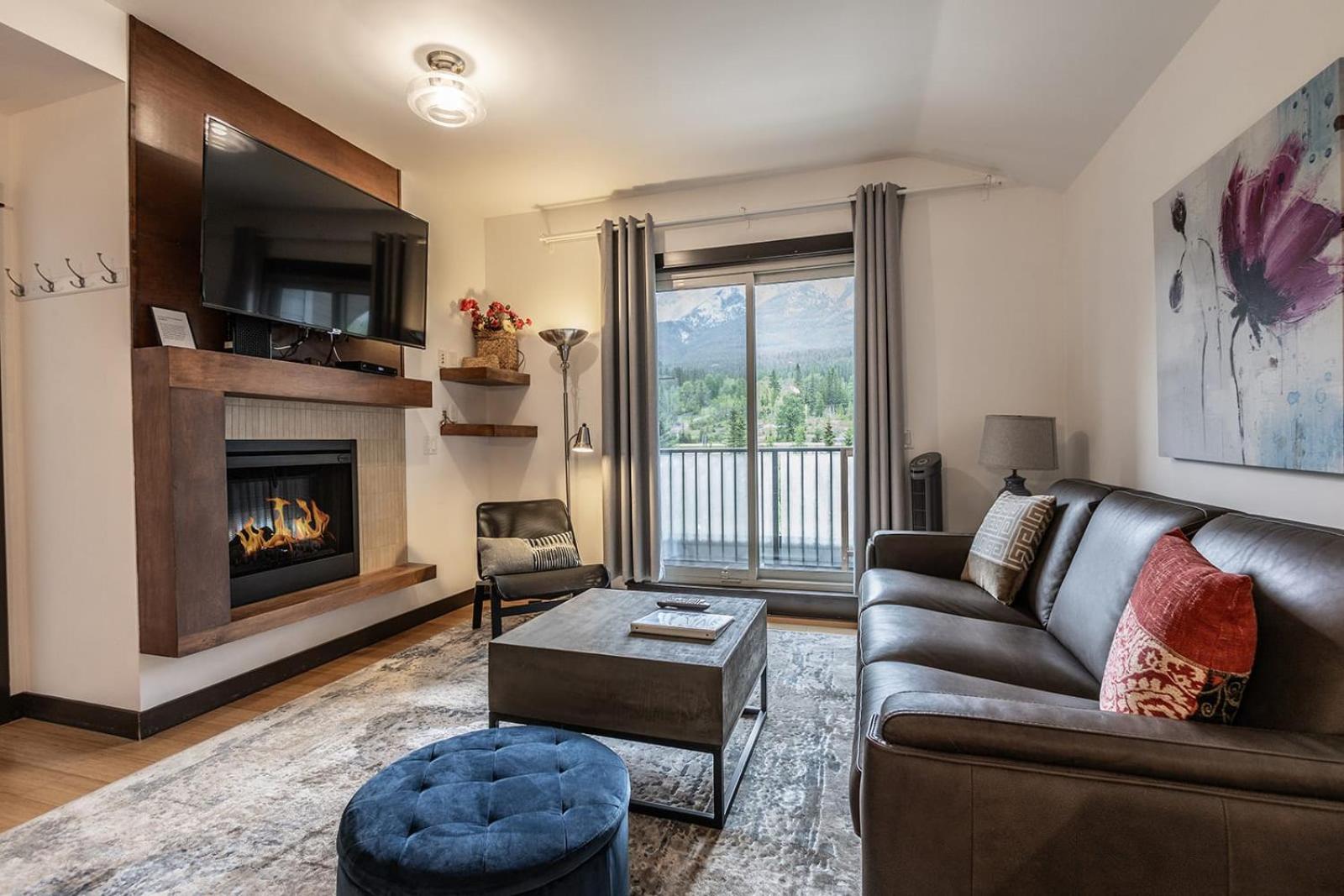 Stunning Silver Creek 1Br Mtn view penthouse