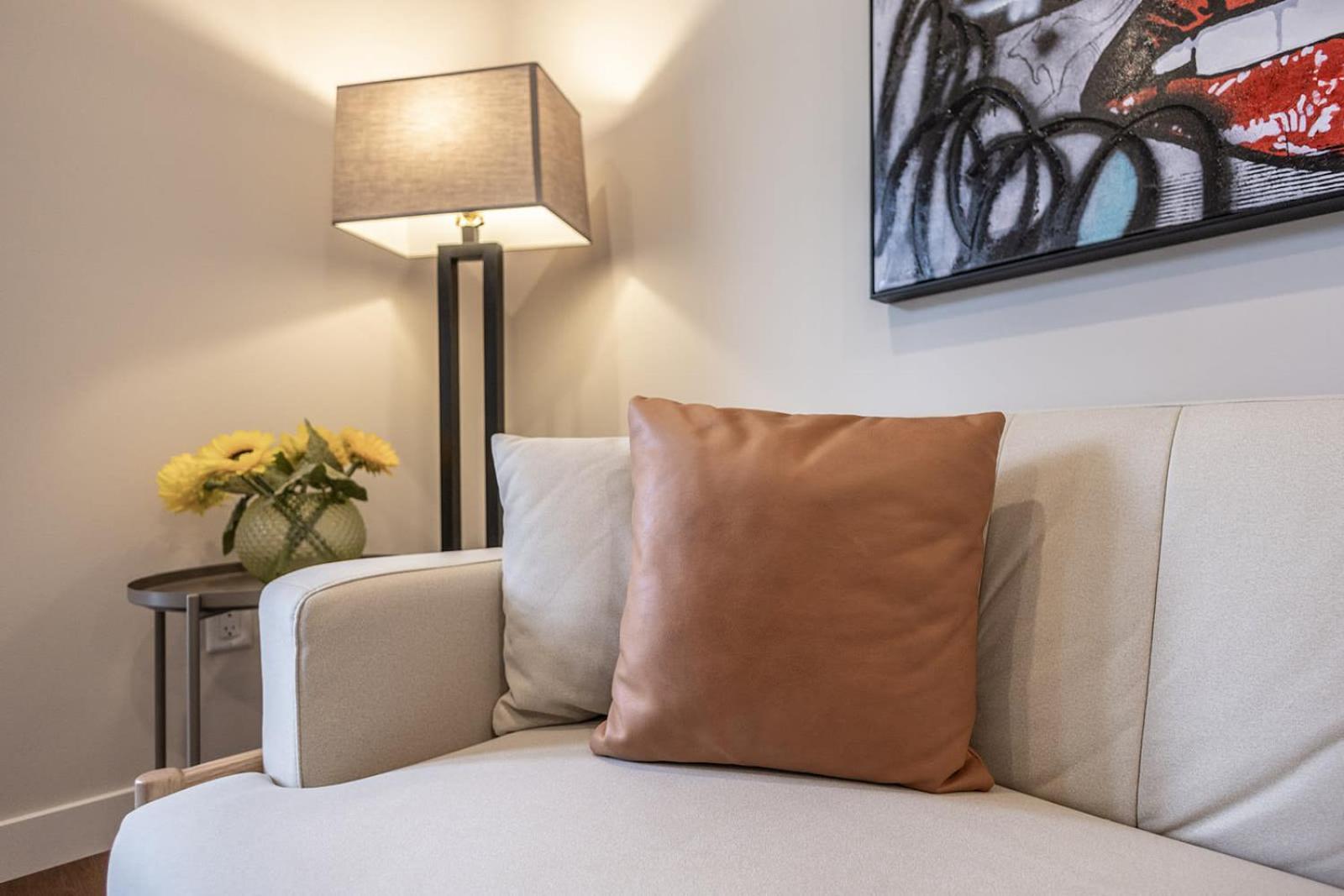 New 1Bd Luxe King Suite with Superb Mtn View