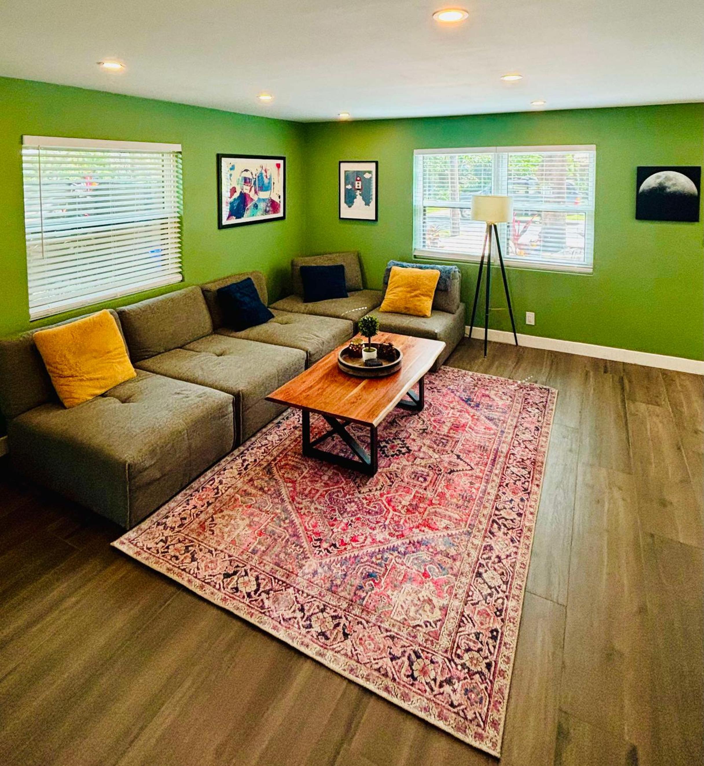 Luxury Townhome by Fort Lauderdale Beach & Downtown