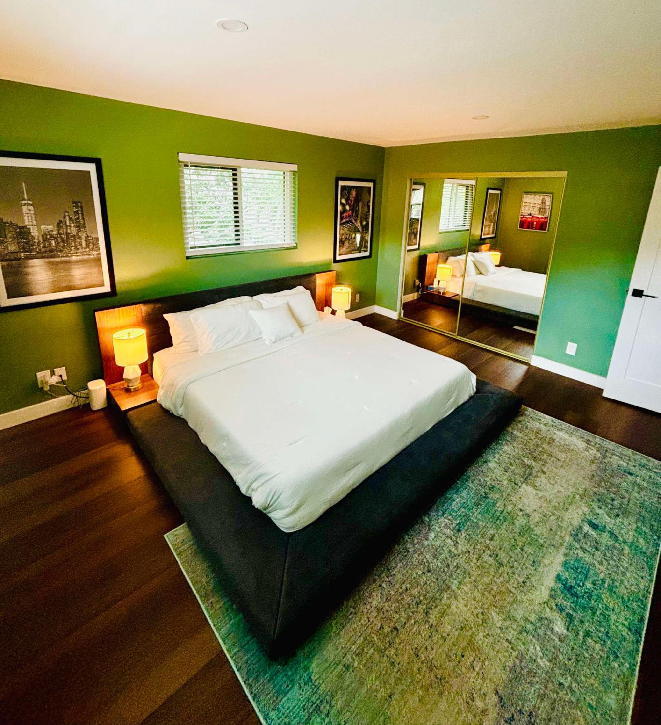 Luxury Townhome by Fort Lauderdale Beach & Downtown