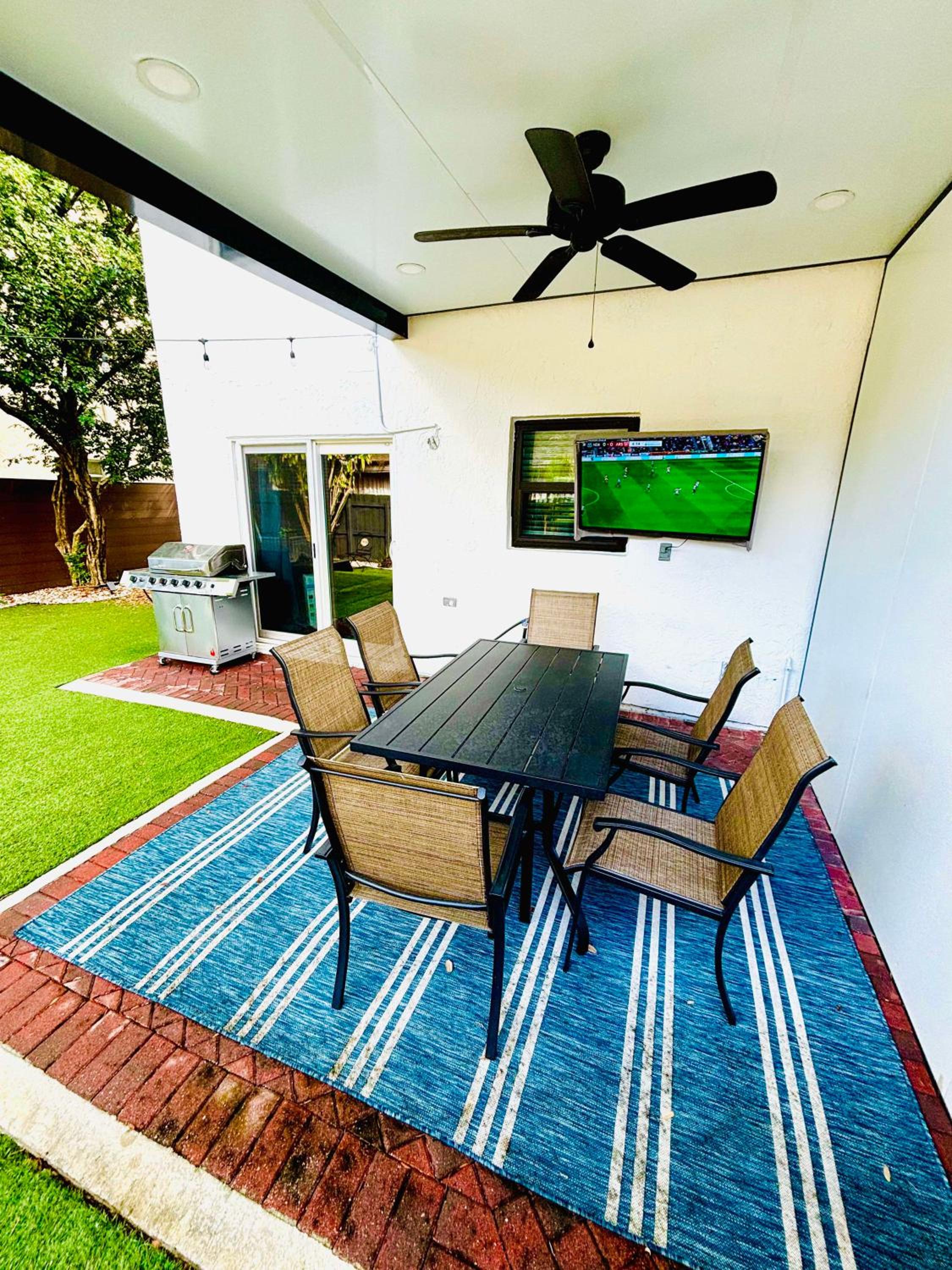 Luxury Townhome by Fort Lauderdale Beach & Downtown