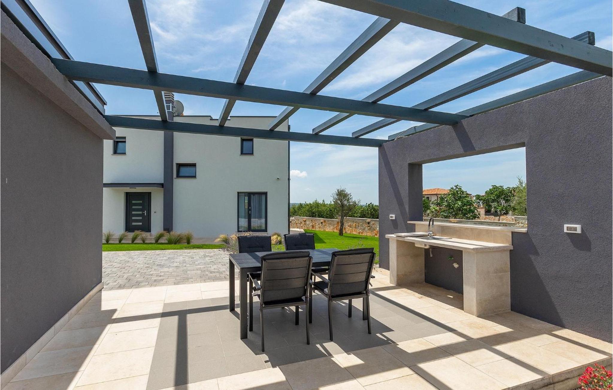 Villa Anamarija