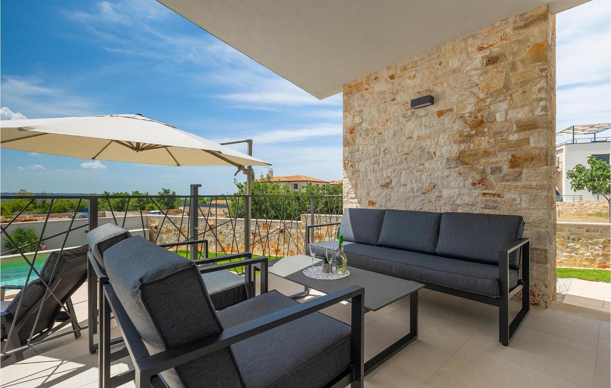 Villa Anamarija