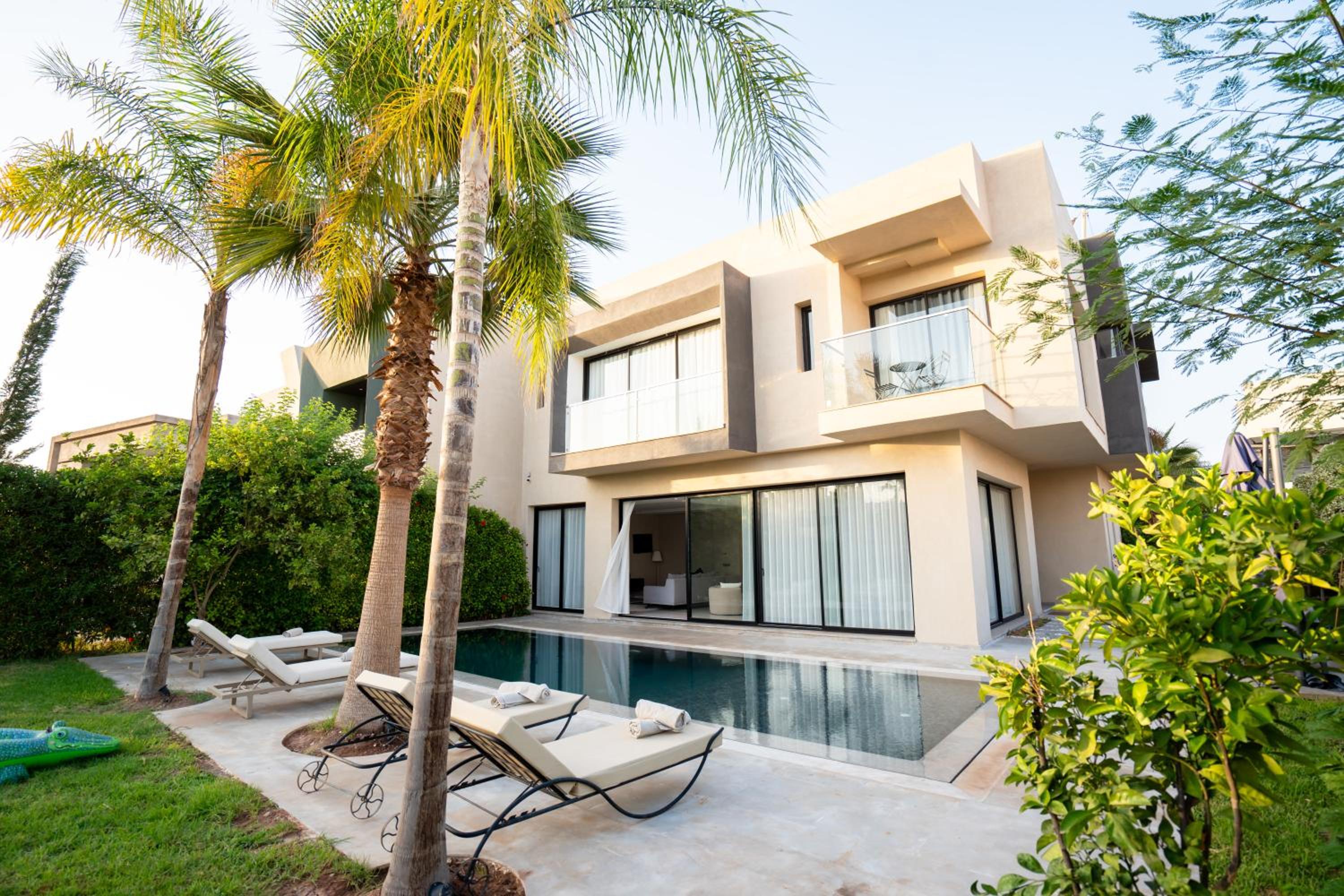 Villa Argana moderne et luxueuse piscine chauffée view 4