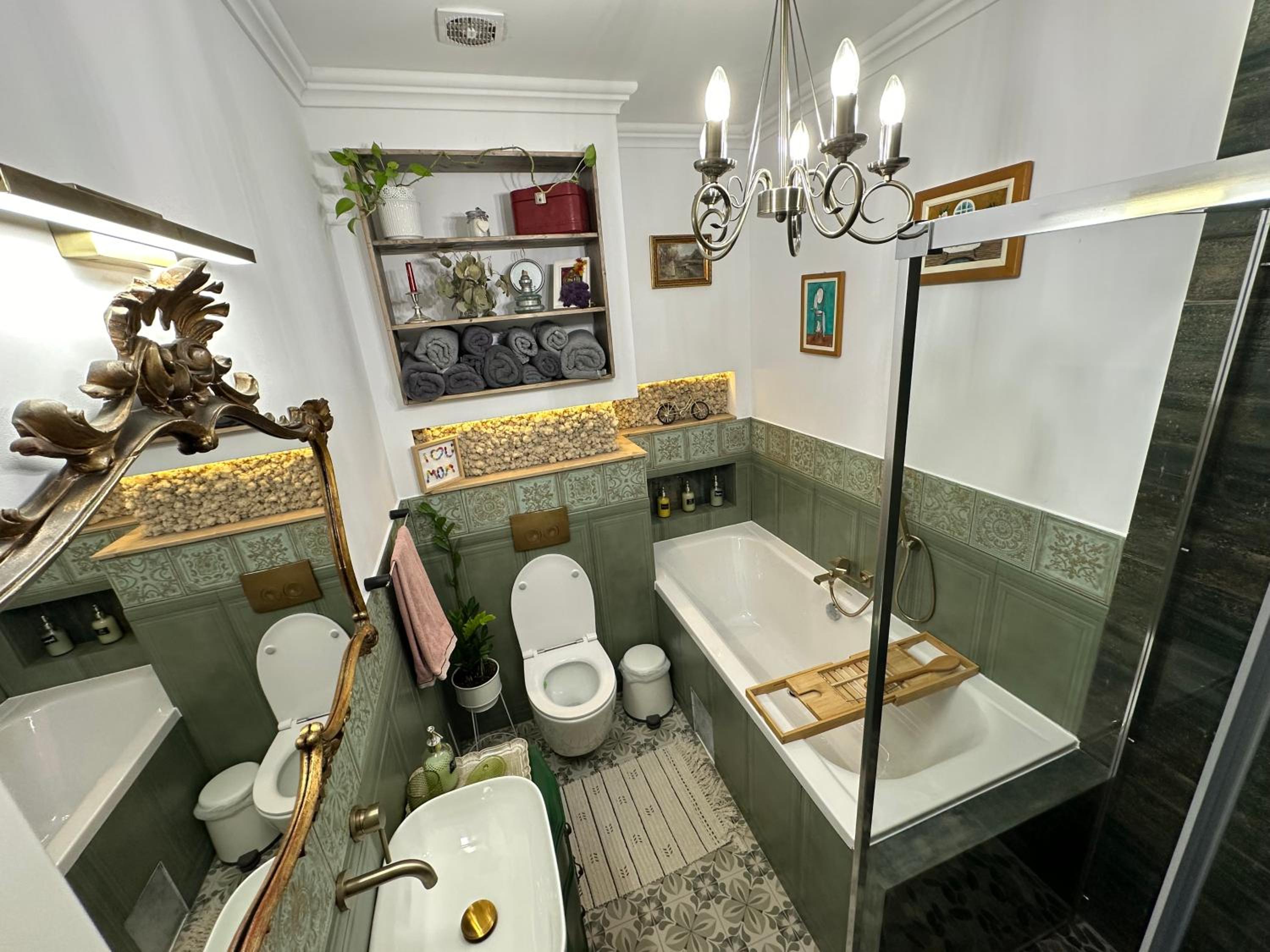 Deluxe Kronhouse
