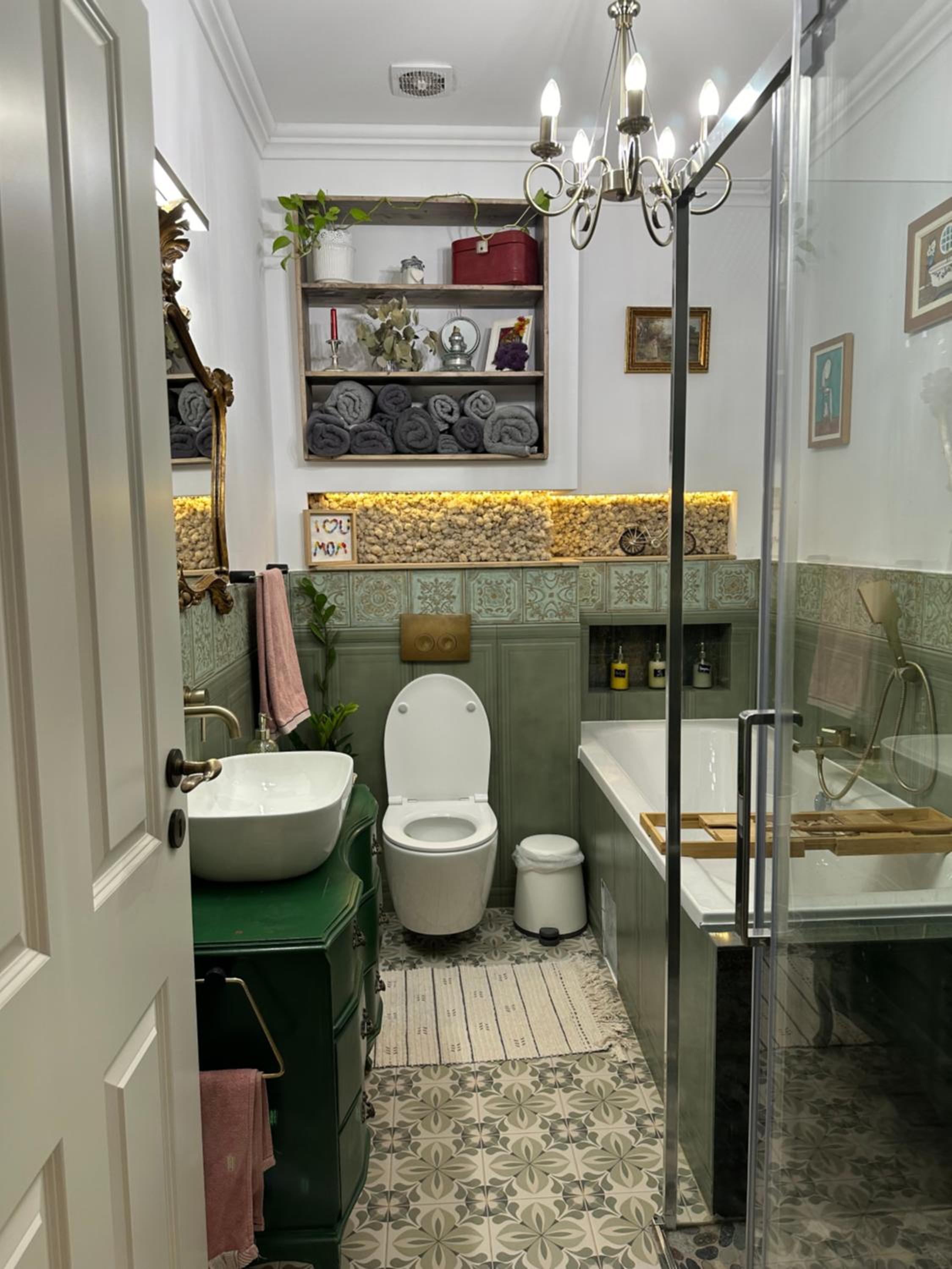 Deluxe Kronhouse