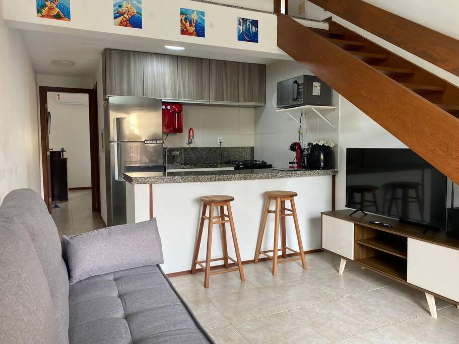 Duplex Arembepe, beira mar, piscina i wifi