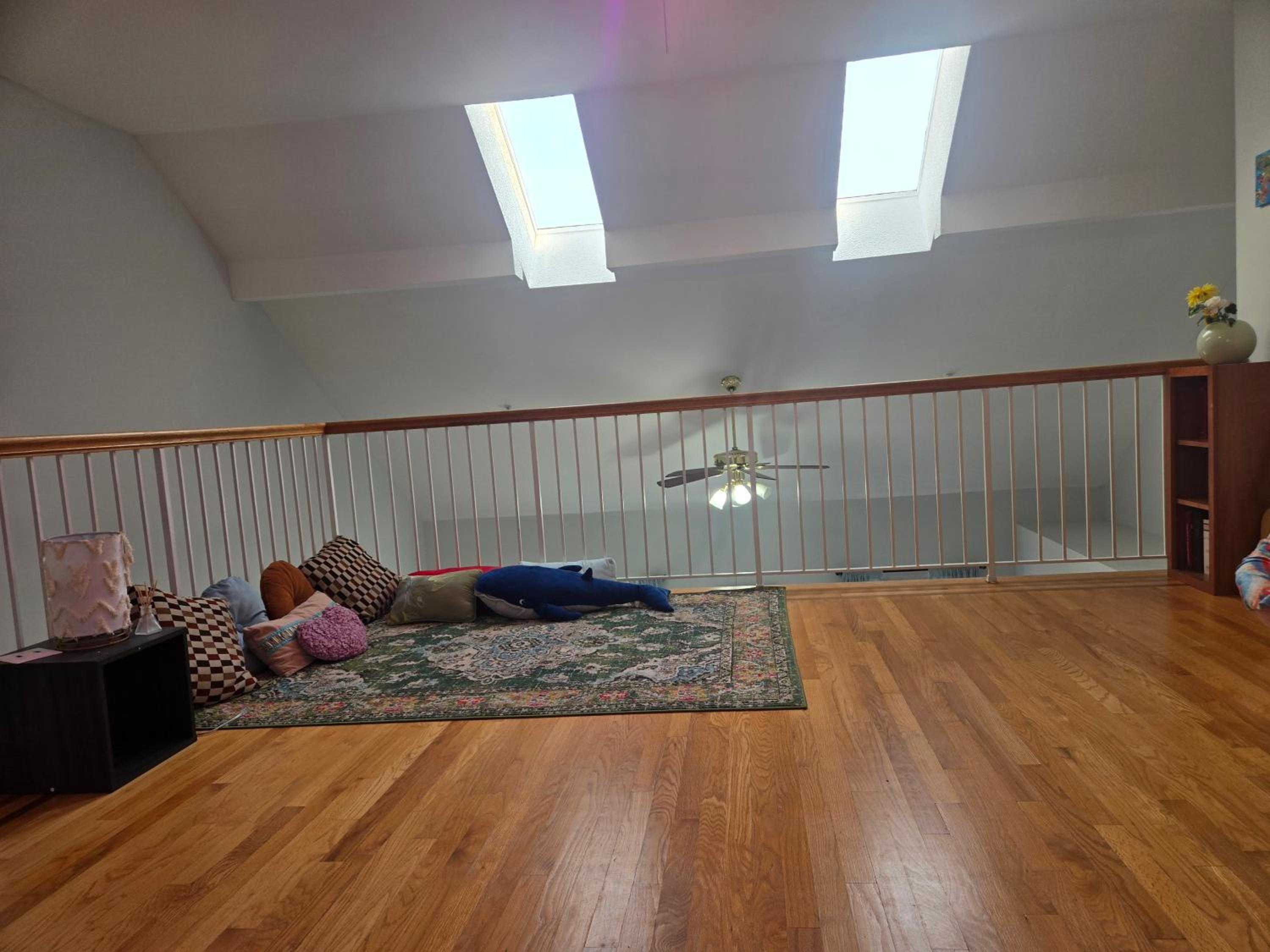 Spacious Quiet 3 Bedrooms and 4 Bathrooms Townhome 40 mins from DC Free Parking and Pet Friendly view 5