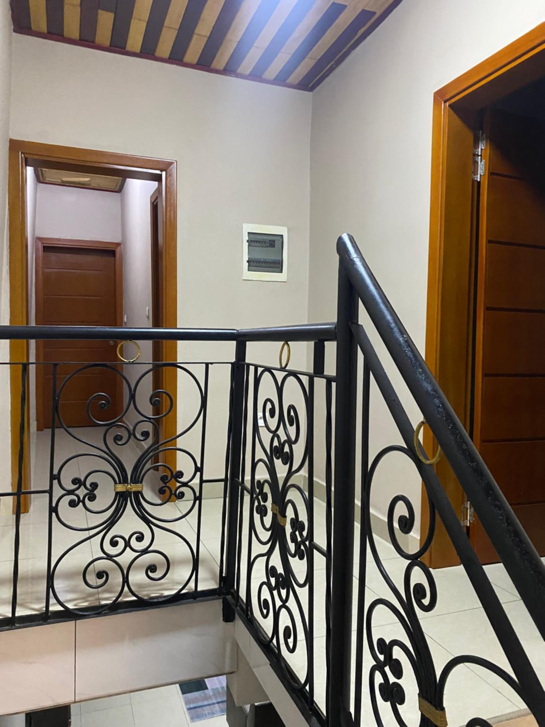 Gracious Homes
