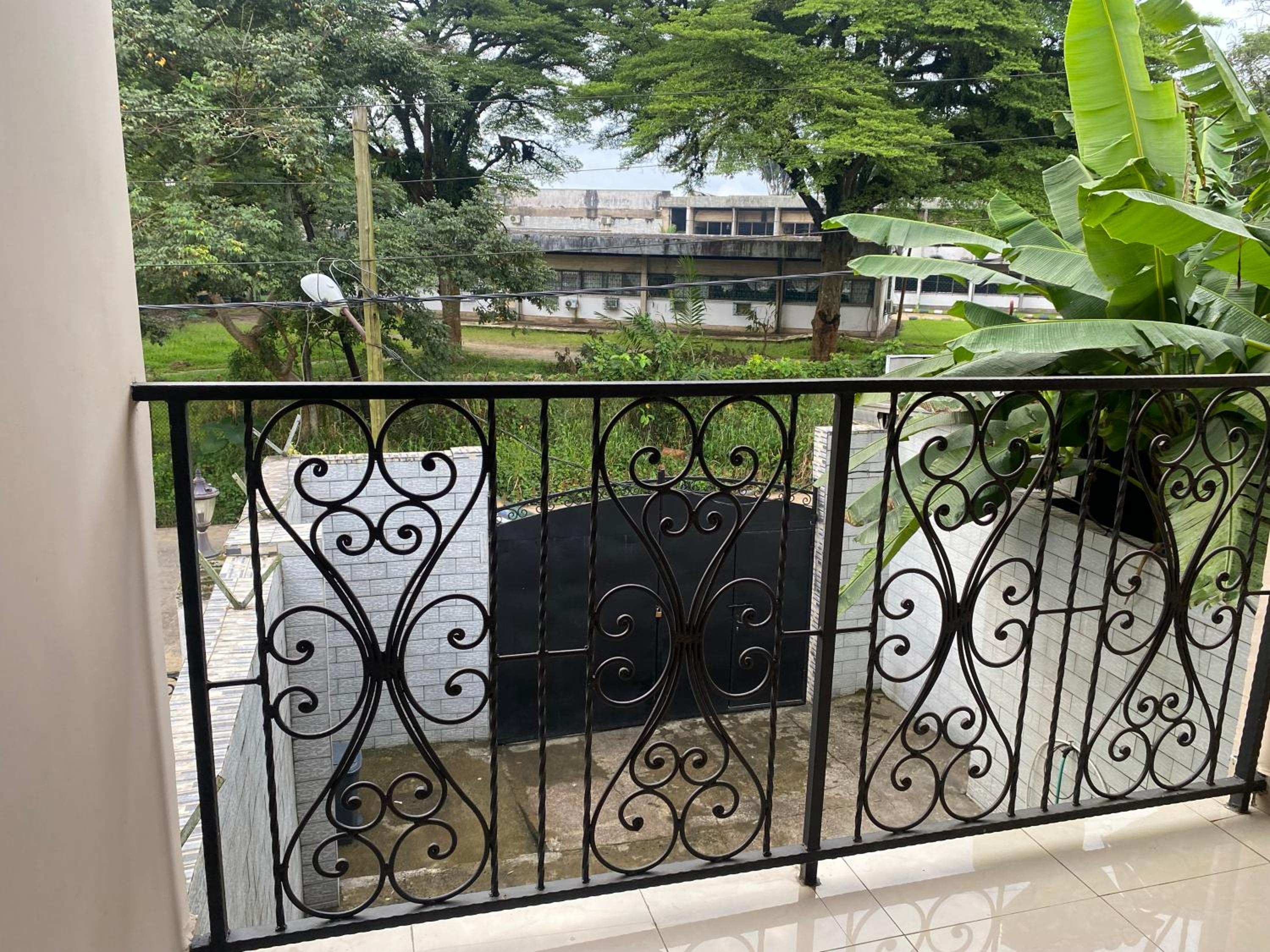 Gracious Homes