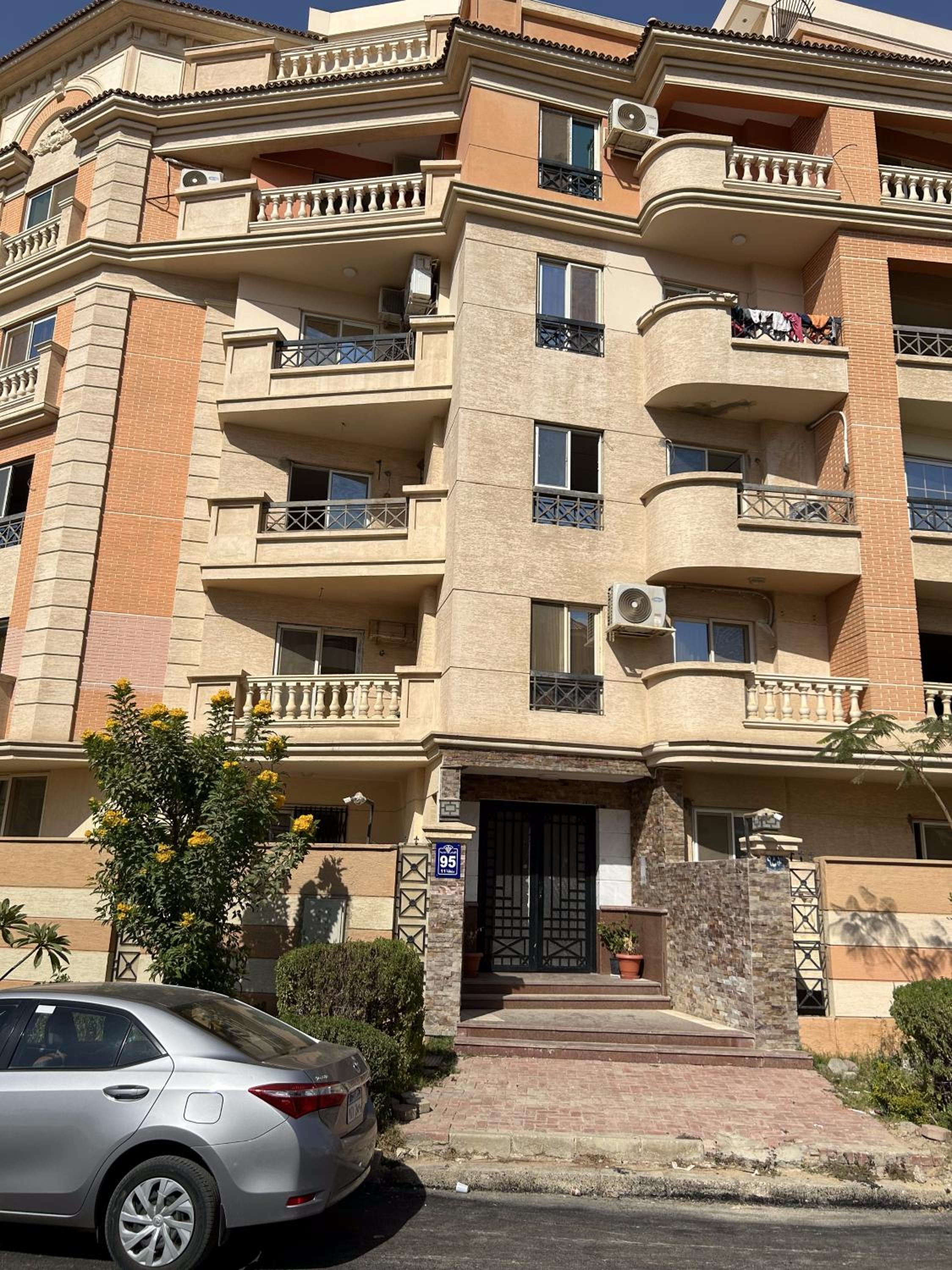 Modern 3-BR in New Cairo Lotus