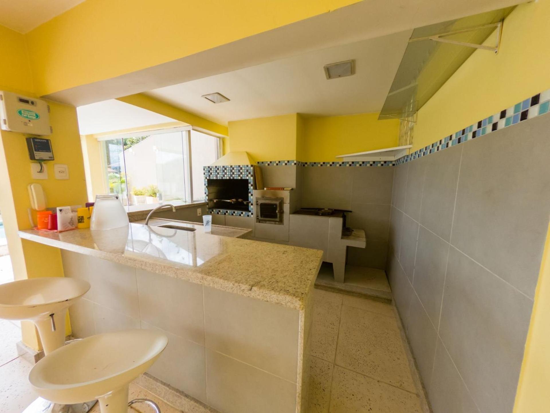Casa na Serra com área de lazer