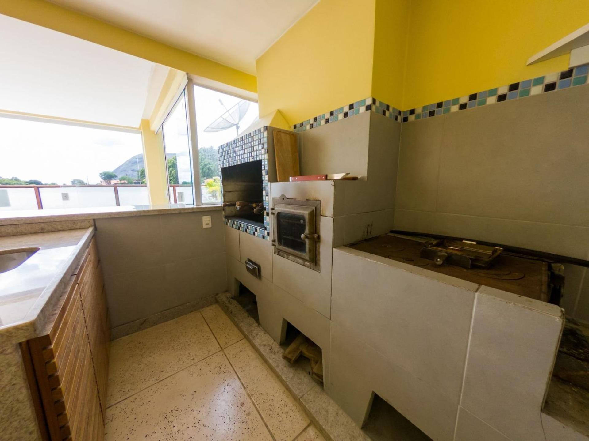 Casa na Serra com área de lazer