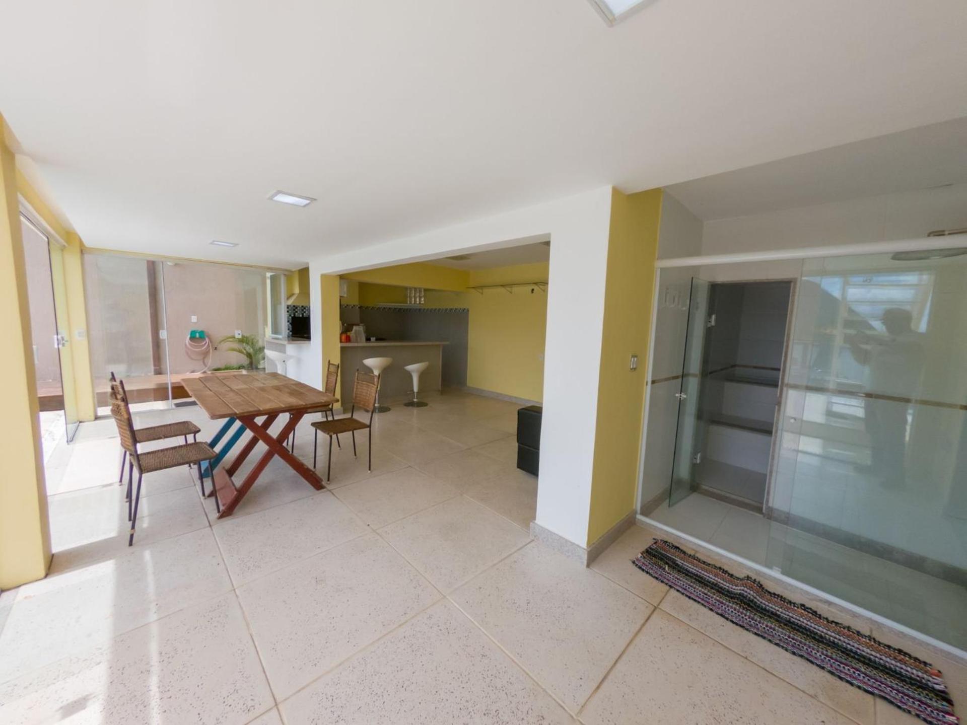 Casa na Serra com área de lazer