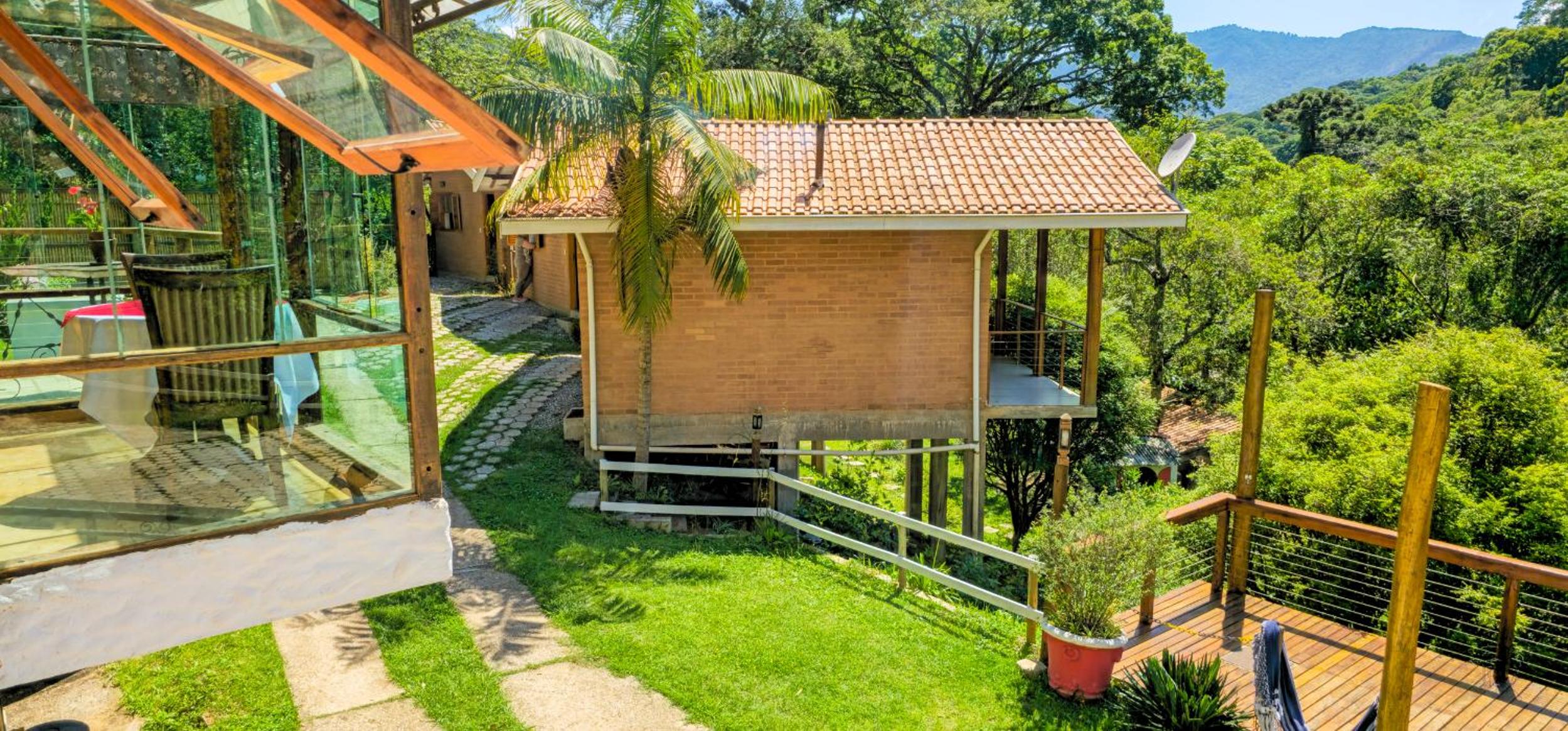 Hotel Pousada Cores e Flores da Serra