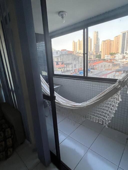 Flat Sereia na orla do melhor bairro de Salvador