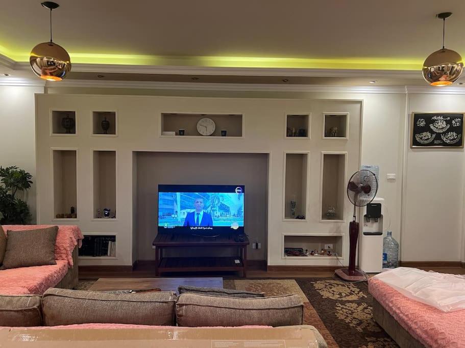 Families Only -Luxurious Apart Rehab New Cairo