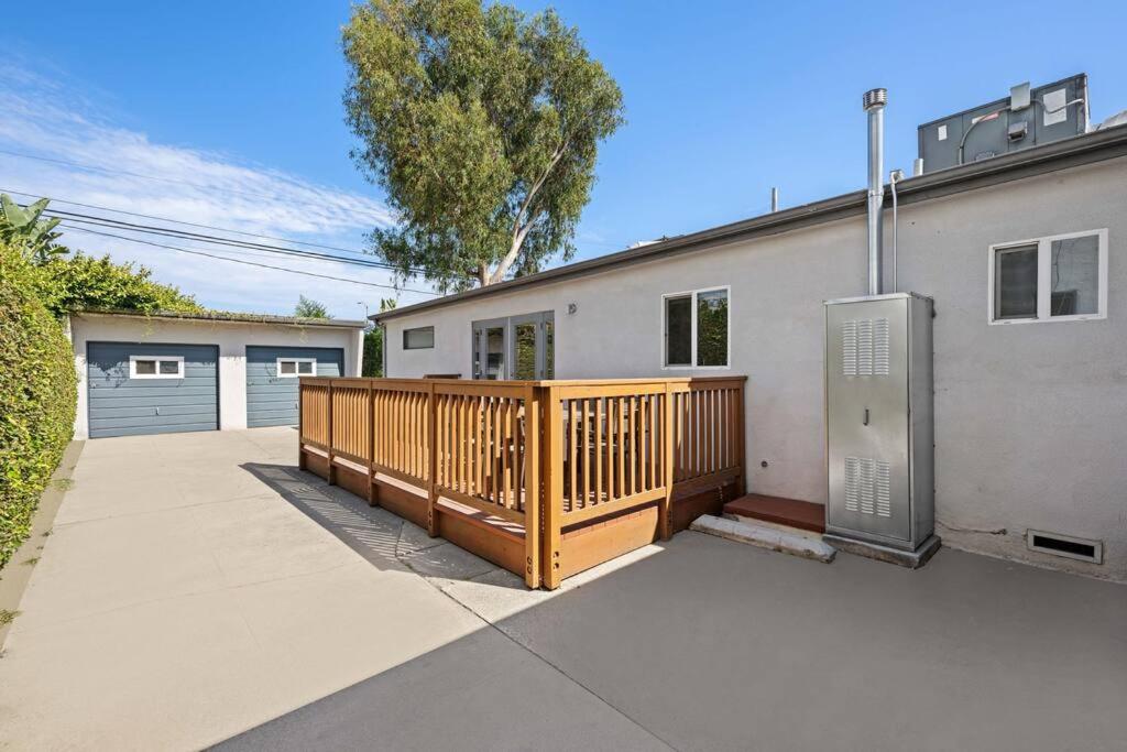 Spacious 4BR House Open Floor Plan with Backyard