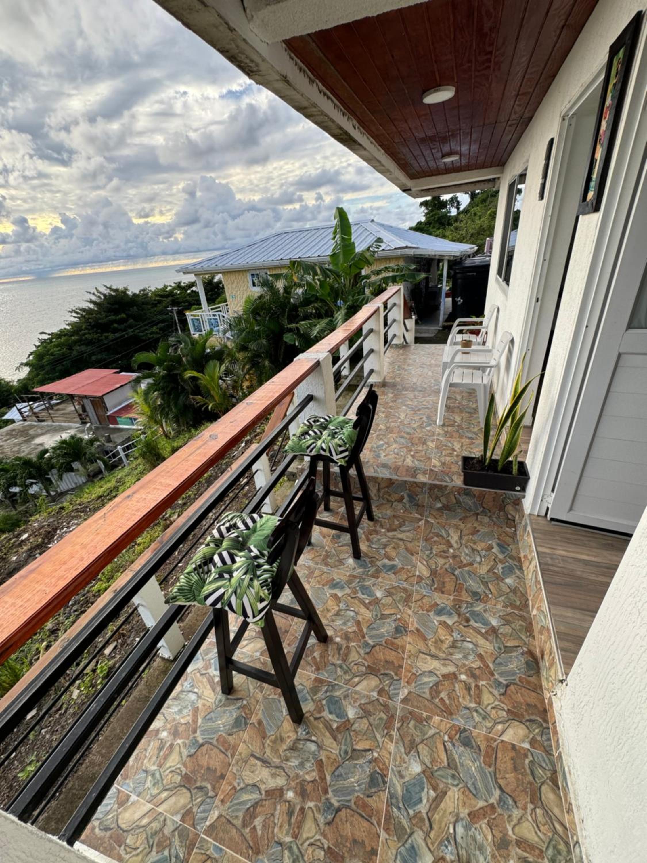 Sea Breeze inn