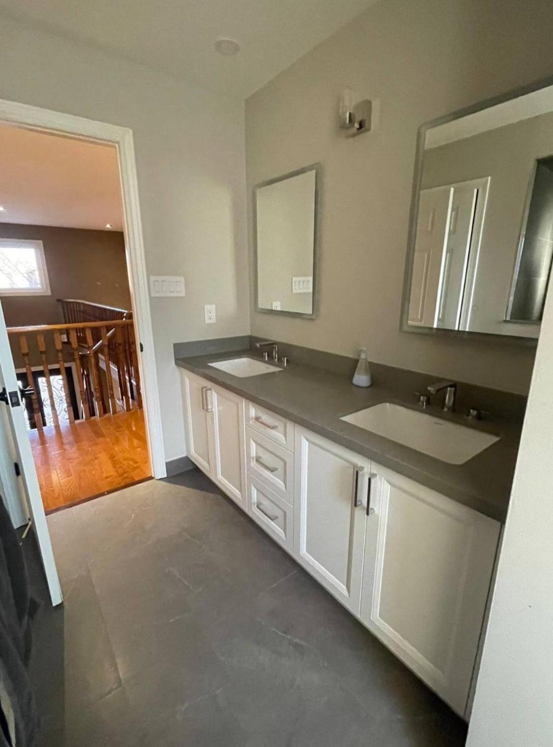 Family-Friendly Retreat for 14 in Richmond Hill