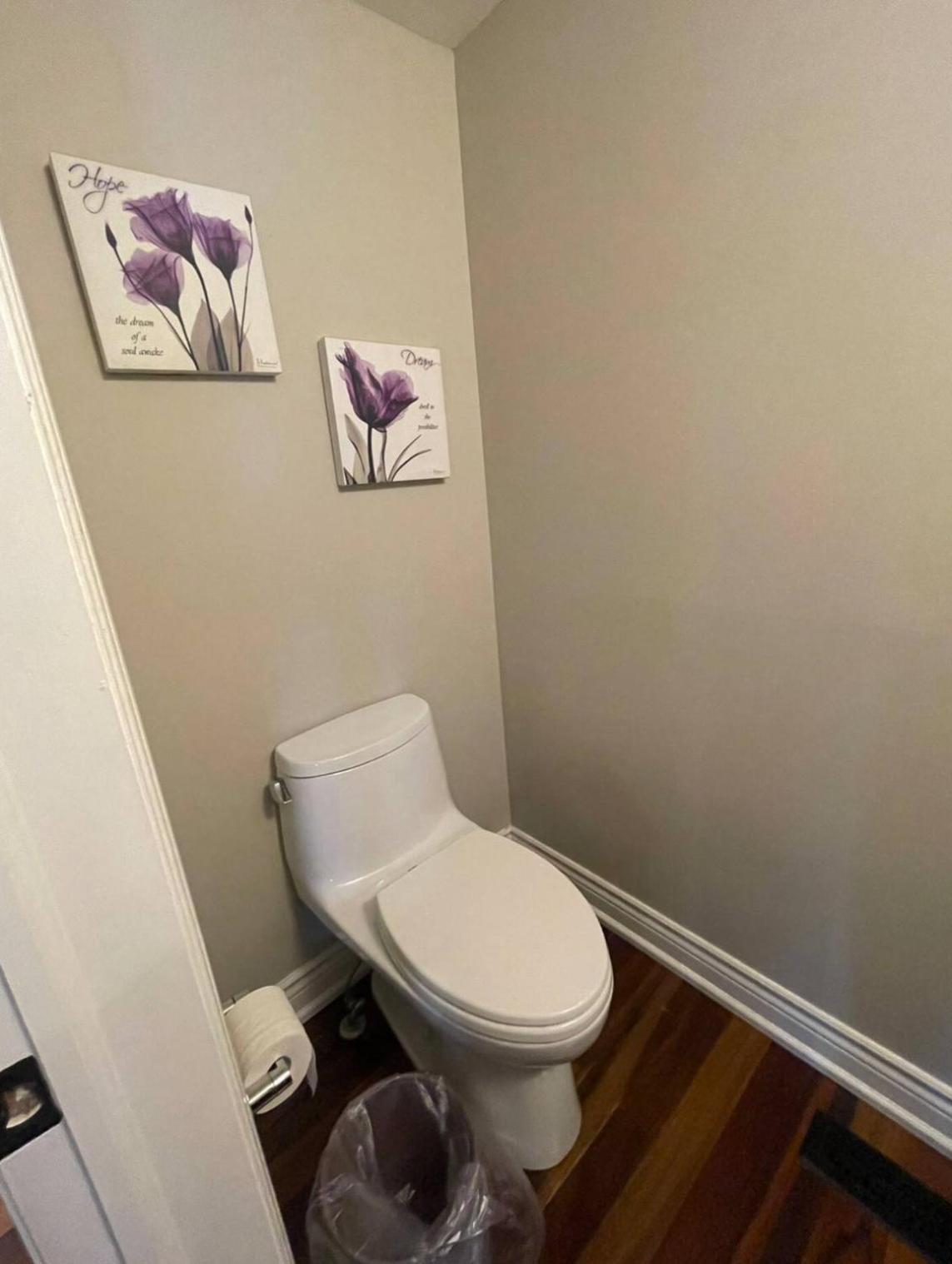 Family-Friendly Retreat for 14 in Richmond Hill