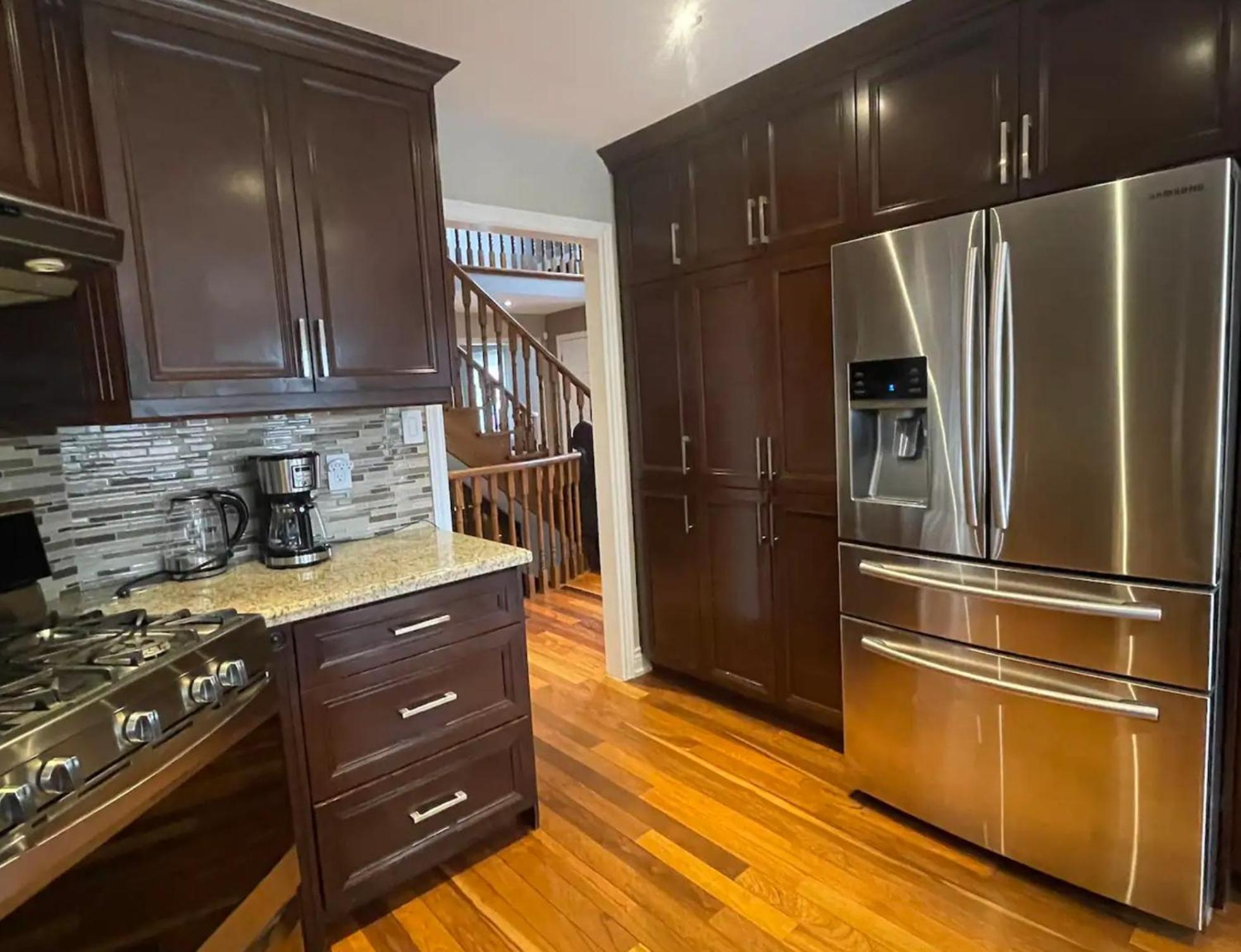 Family-Friendly Retreat for 14 in Richmond Hill