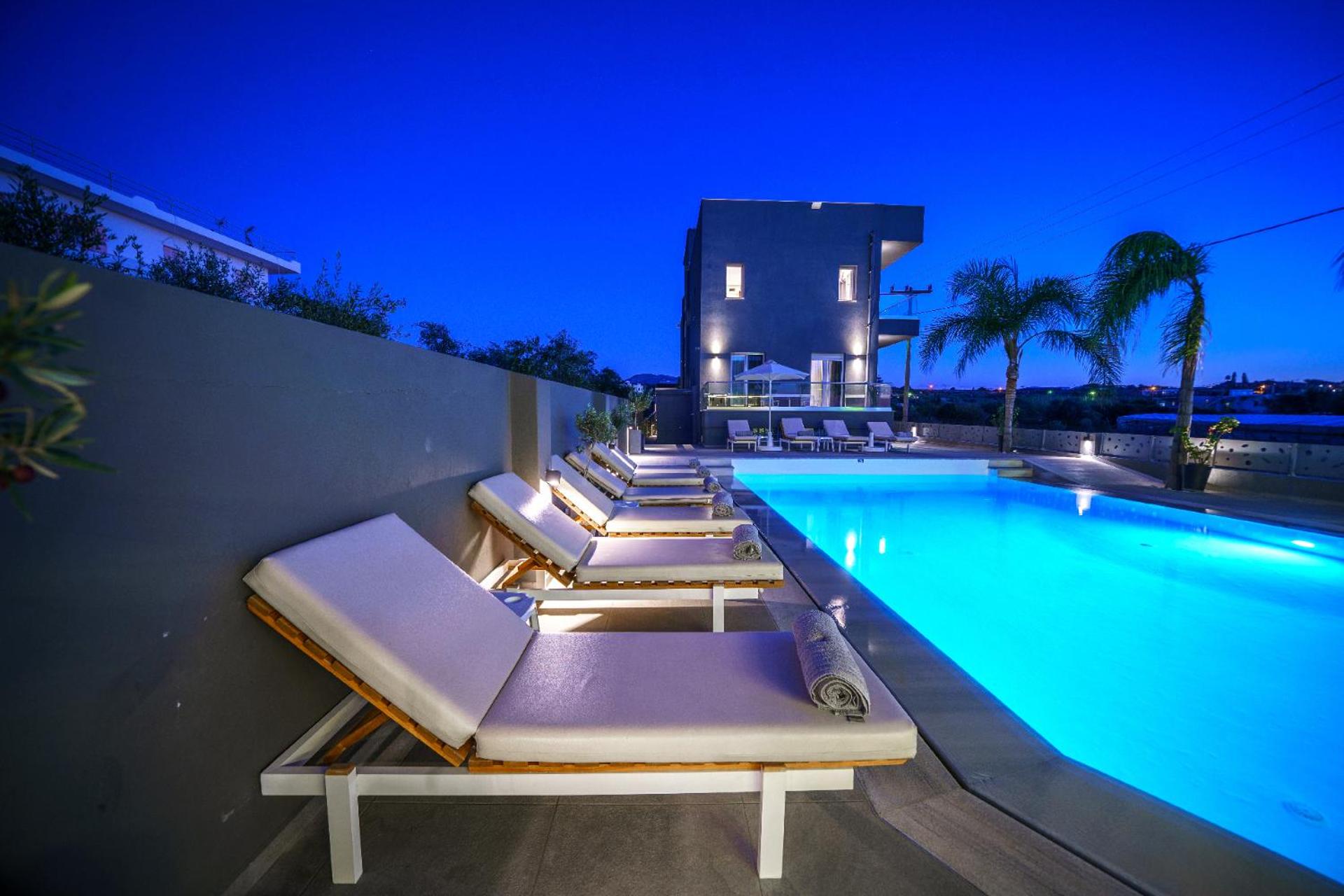 Elysian Suites photo 4