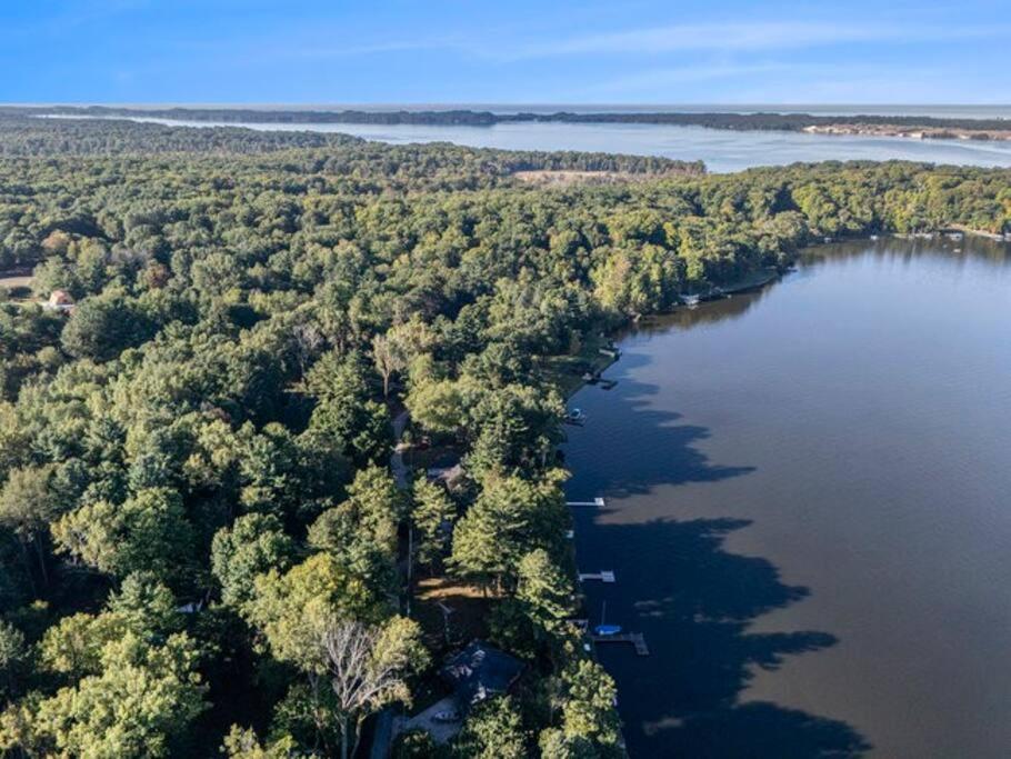 Birch Tree Landing on Hamlin Lake