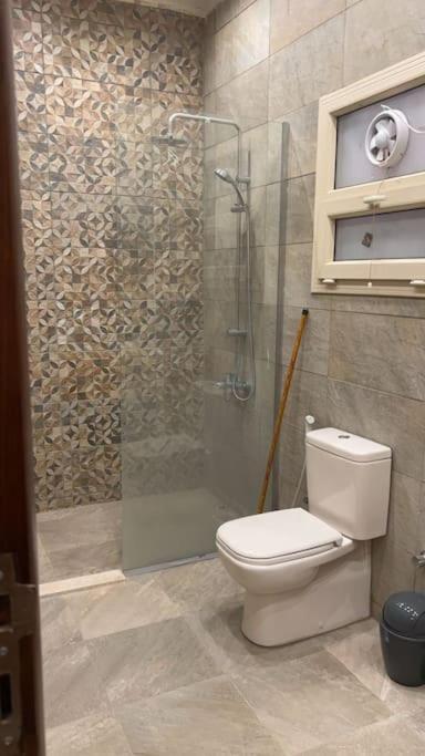 Apartment with private entrance