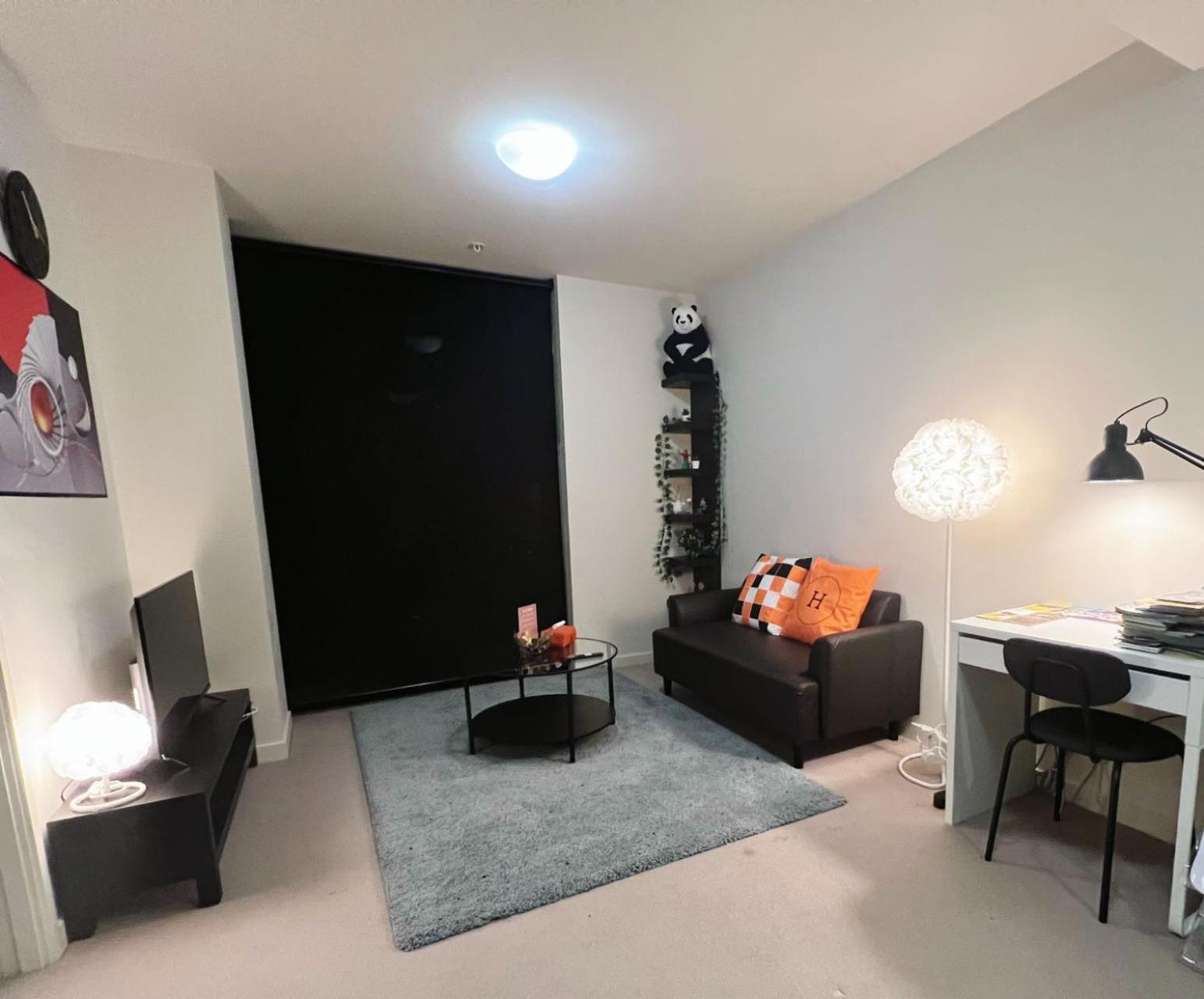 Melbourne's Premium on Collins