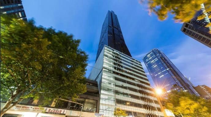 Melbourne's Premium on Collins