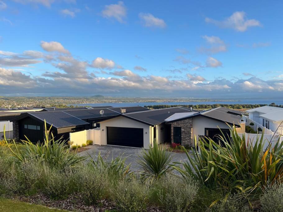 Taupō Panorama