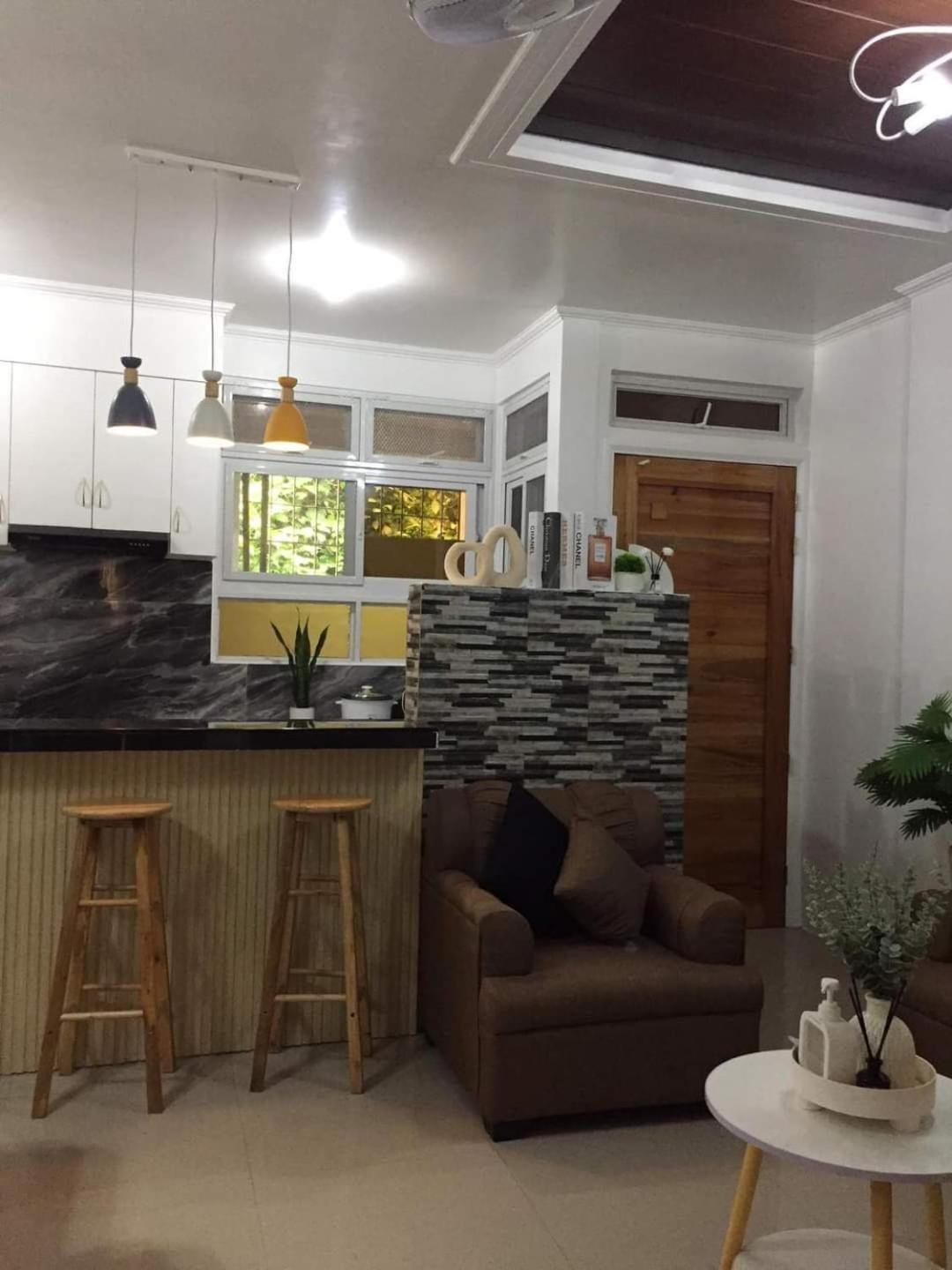 EMILIEZ PLACE view 4