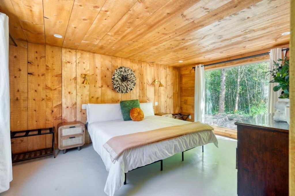 The Cottage at Highland Farms view 3