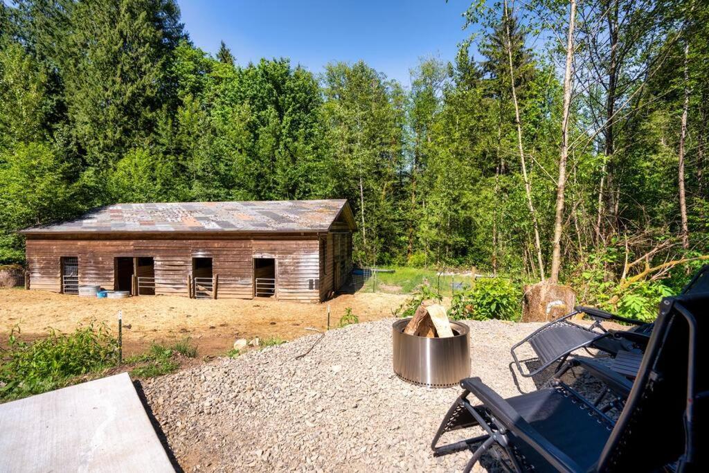 The Cottage at Highland Farms view 4