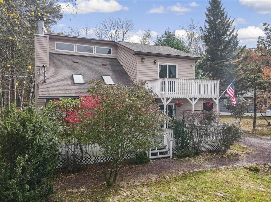 Hotel Rustic Modern Retreat In Poconos