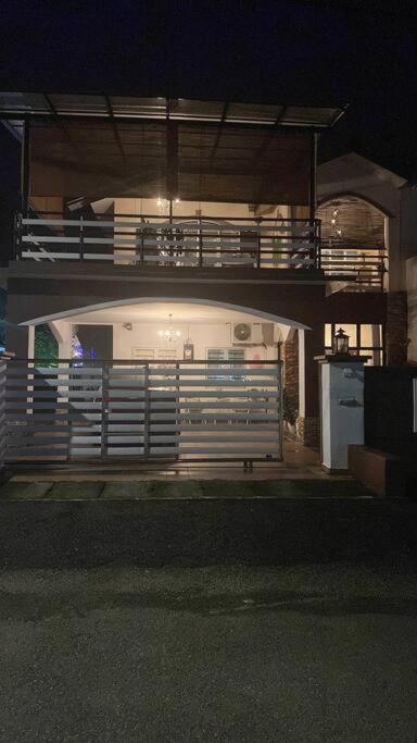 country home homestay taiping